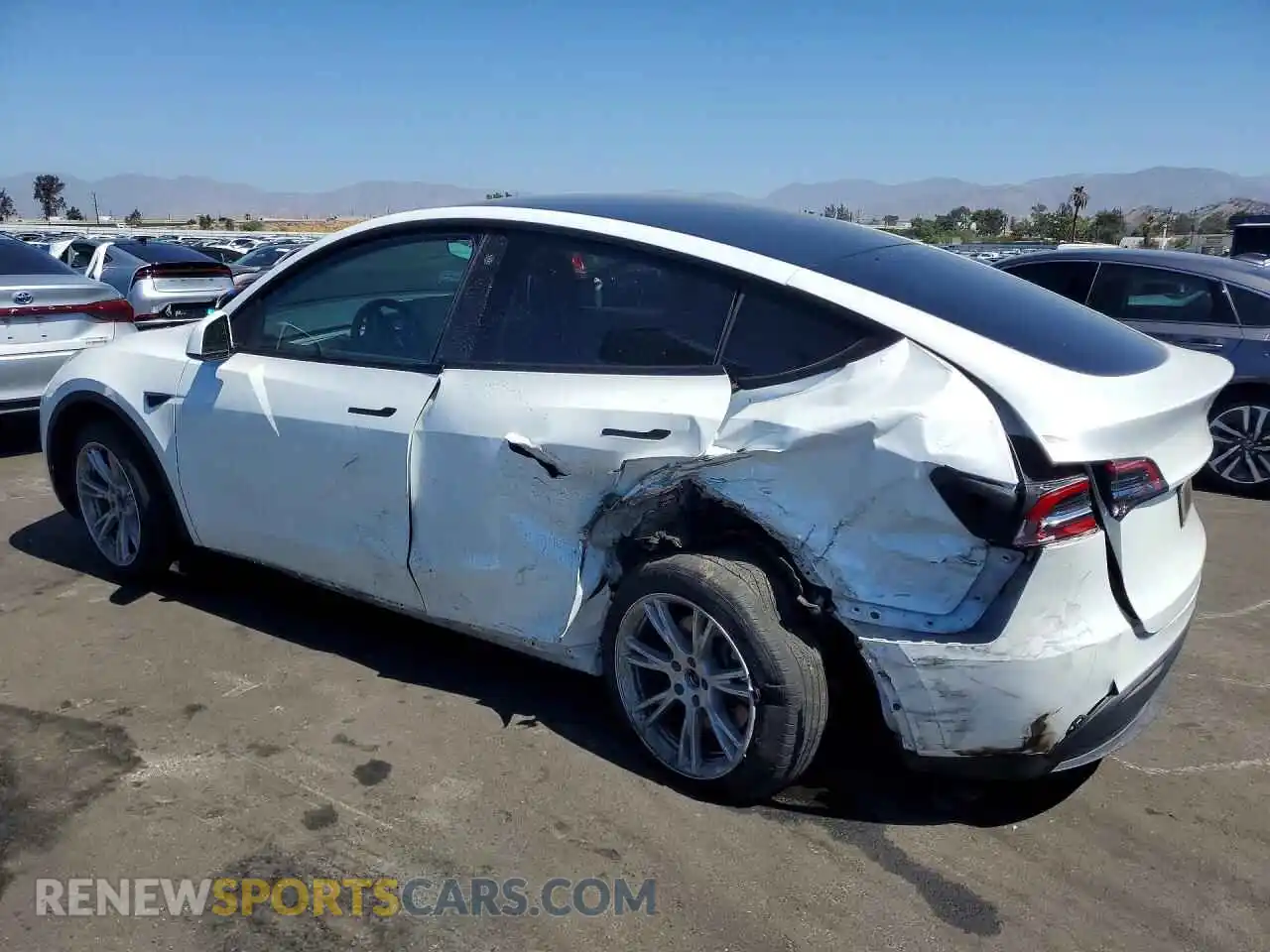 2 Фотография поврежденного автомобиля 7SAYGDEEXPA079523 TESLA MODEL Y 2023