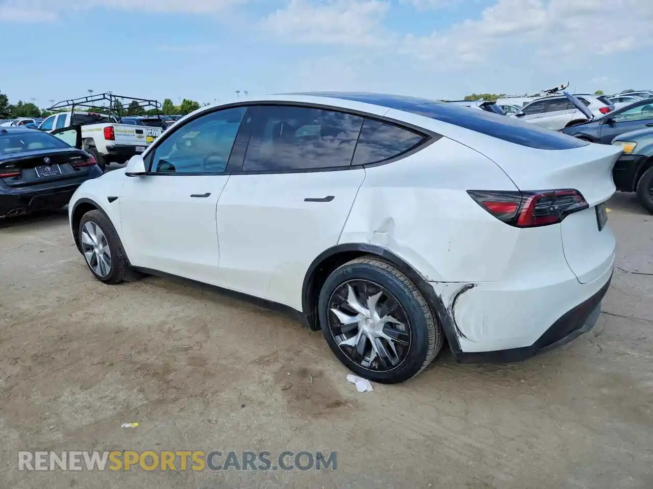 2 Photograph of a damaged car 7SAYGDEEXPA082812 TESLA MODEL Y 2023