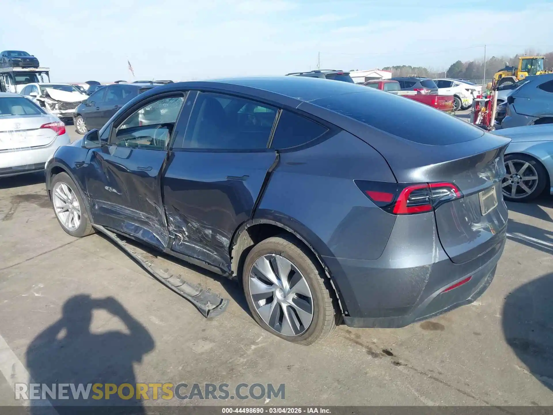 3 Photograph of a damaged car 7SAYGDEEXPA089470 TESLA MODEL Y 2023