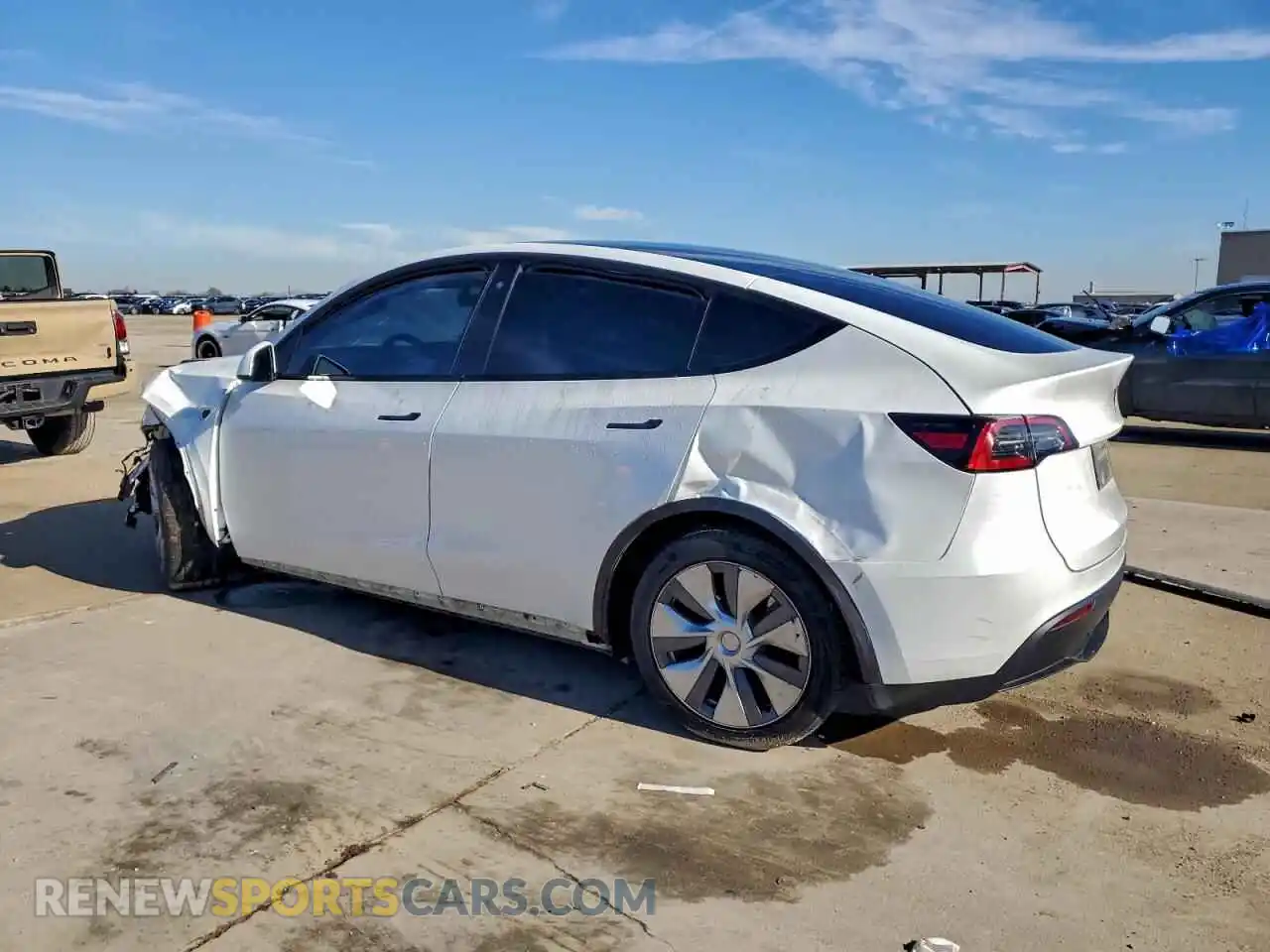 2 Photograph of a damaged car 7SAYGDEEXPA094197 TESLA MODEL Y 2023