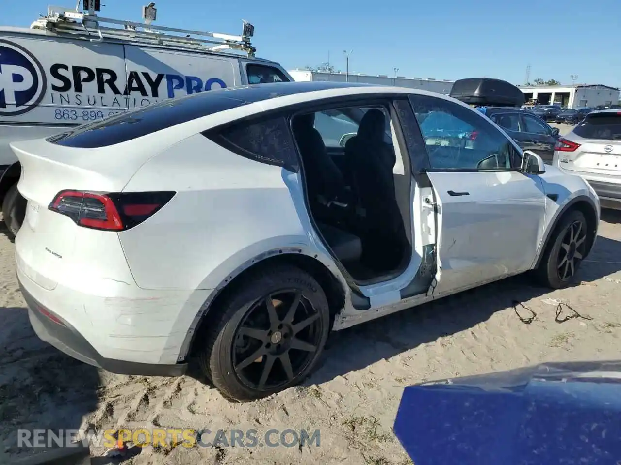 3 fotografías del automóvil dañado 7SAYGDEEXPA114111 TESLA MODEL Y 2023