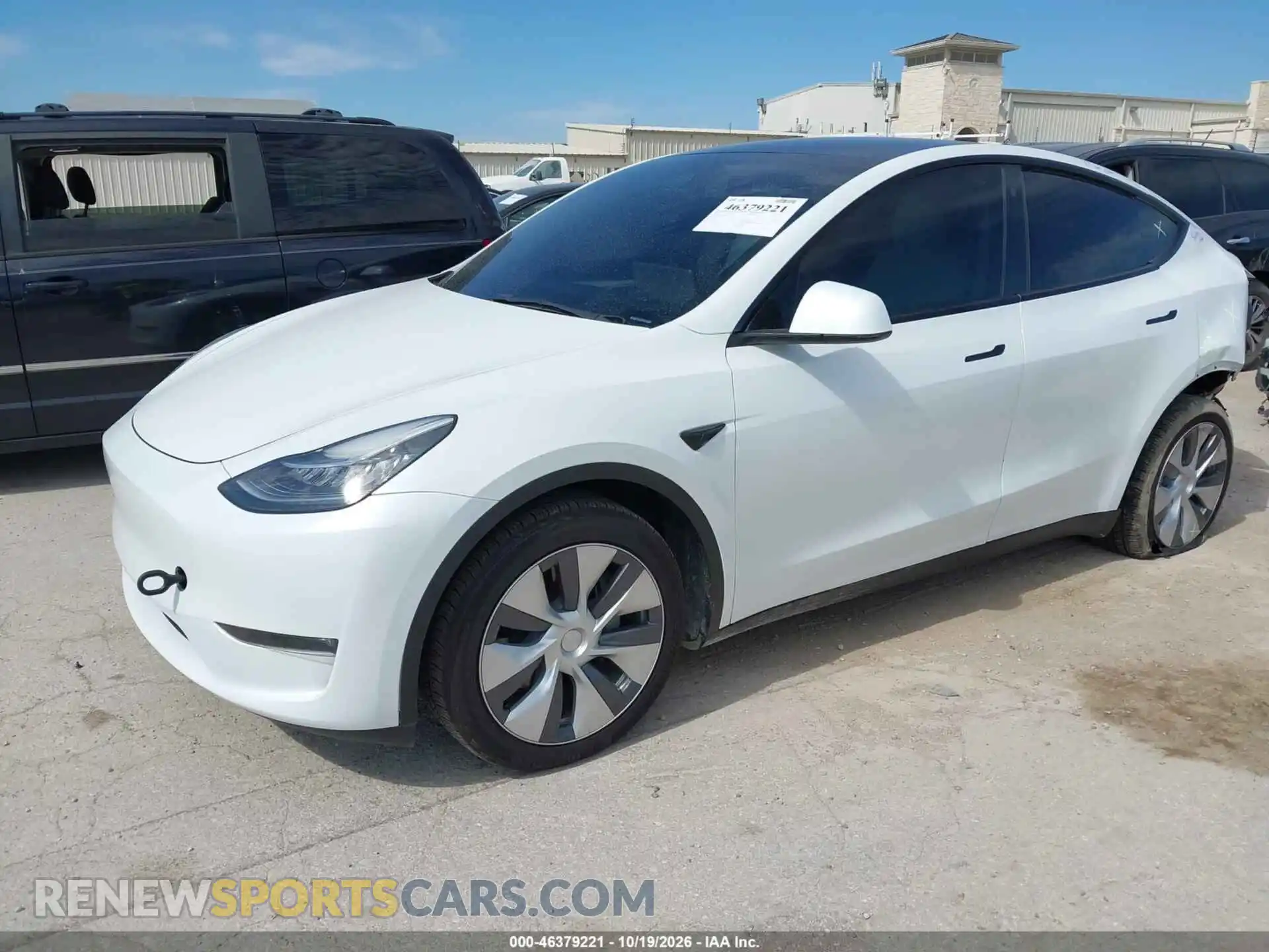 2 fotografías del automóvil dañado 7SAYGDEEXPA126341 TESLA MODEL Y 2023