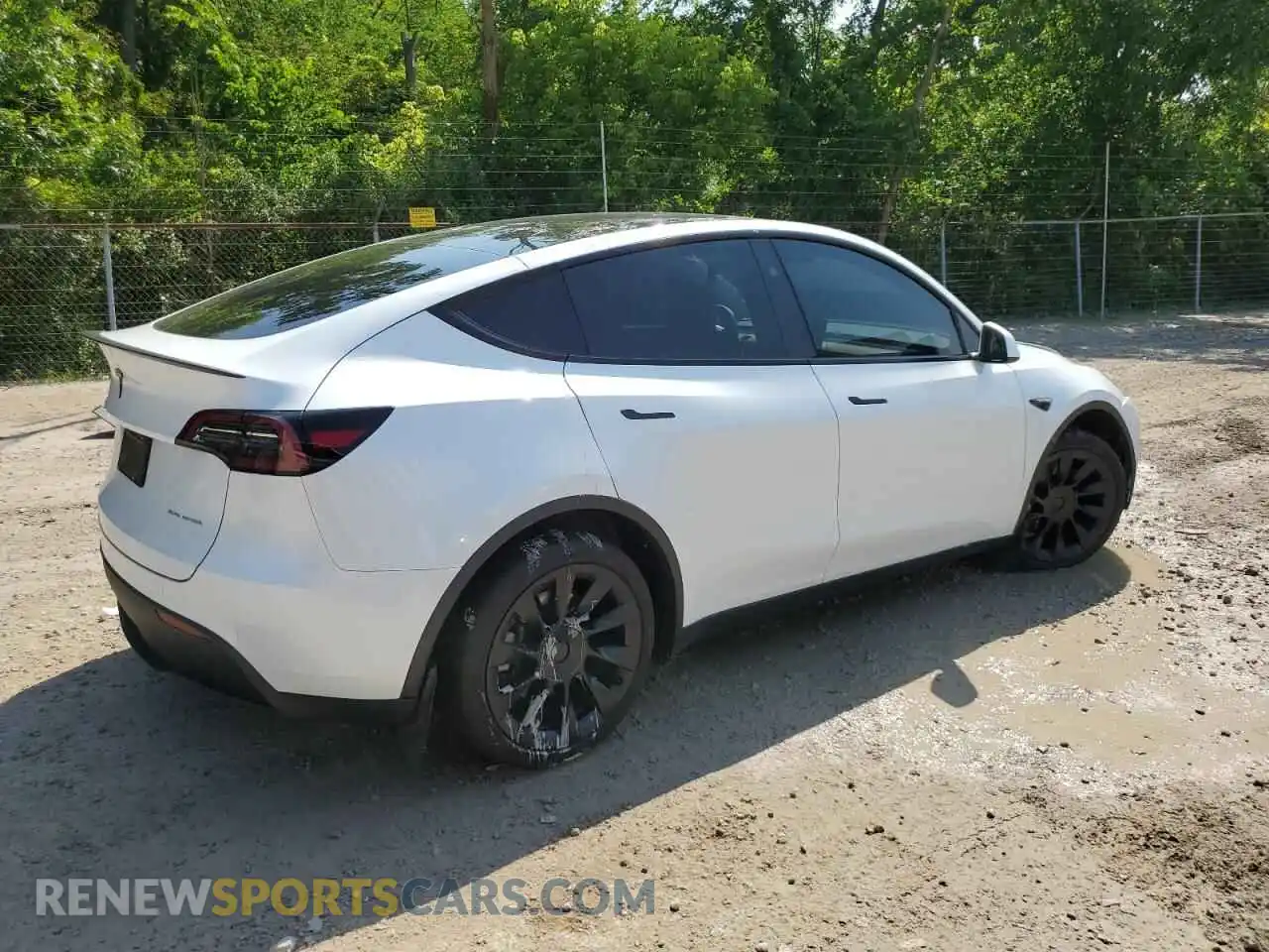 3 Photograph of a damaged car 7SAYGDEEXPA153989 TESLA MODEL Y 2023