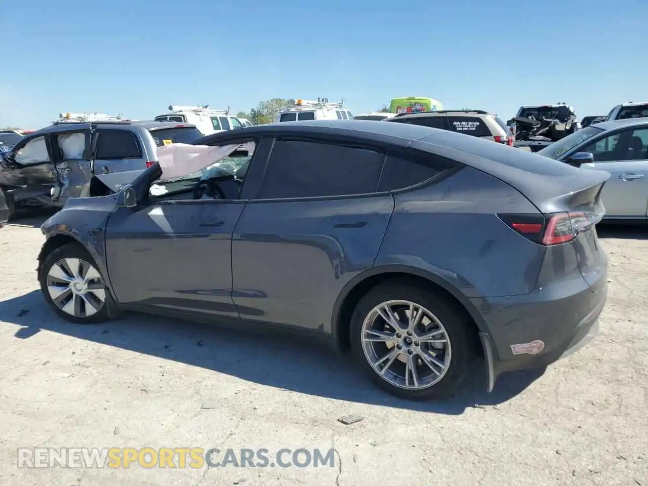 2 Photograph of a damaged car 7SAYGDEEXPA175250 TESLA MODEL Y 2023