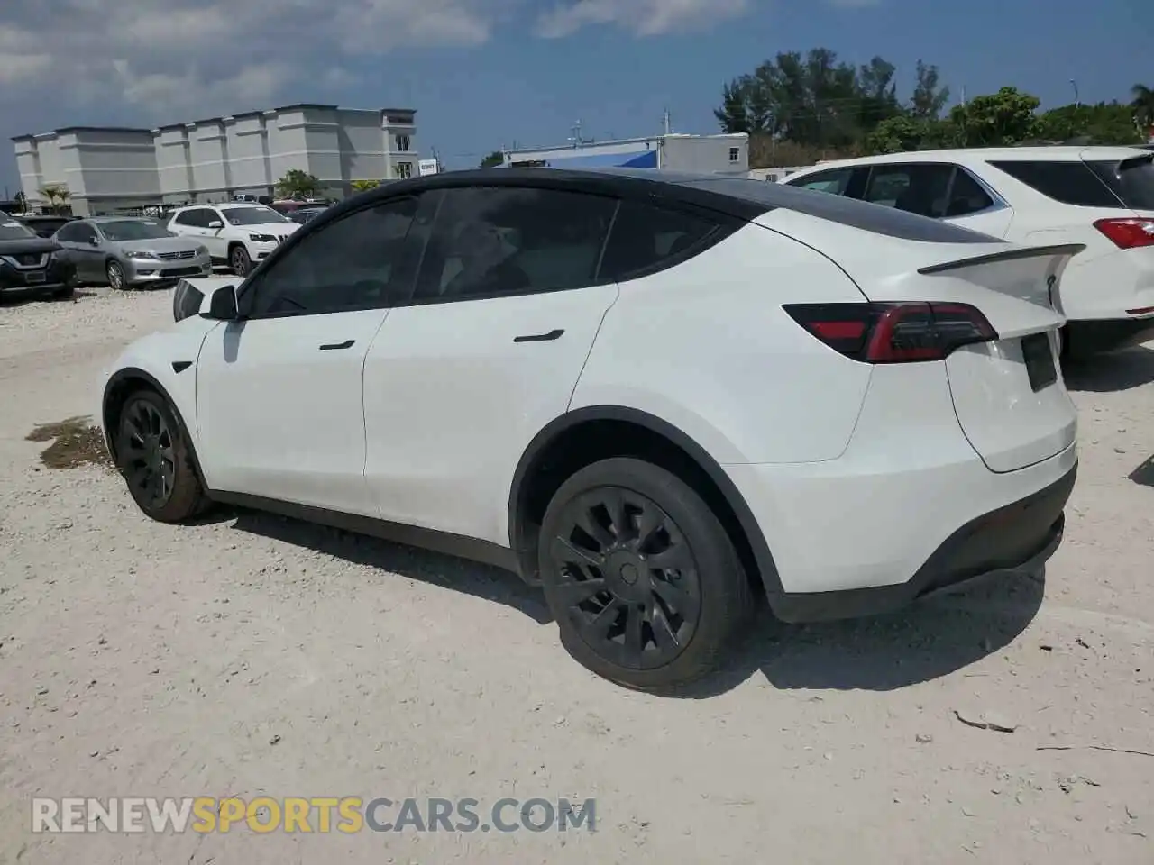 2 Photograph of a damaged car 7SAYGDEEXPA197958 TESLA MODEL Y 2023