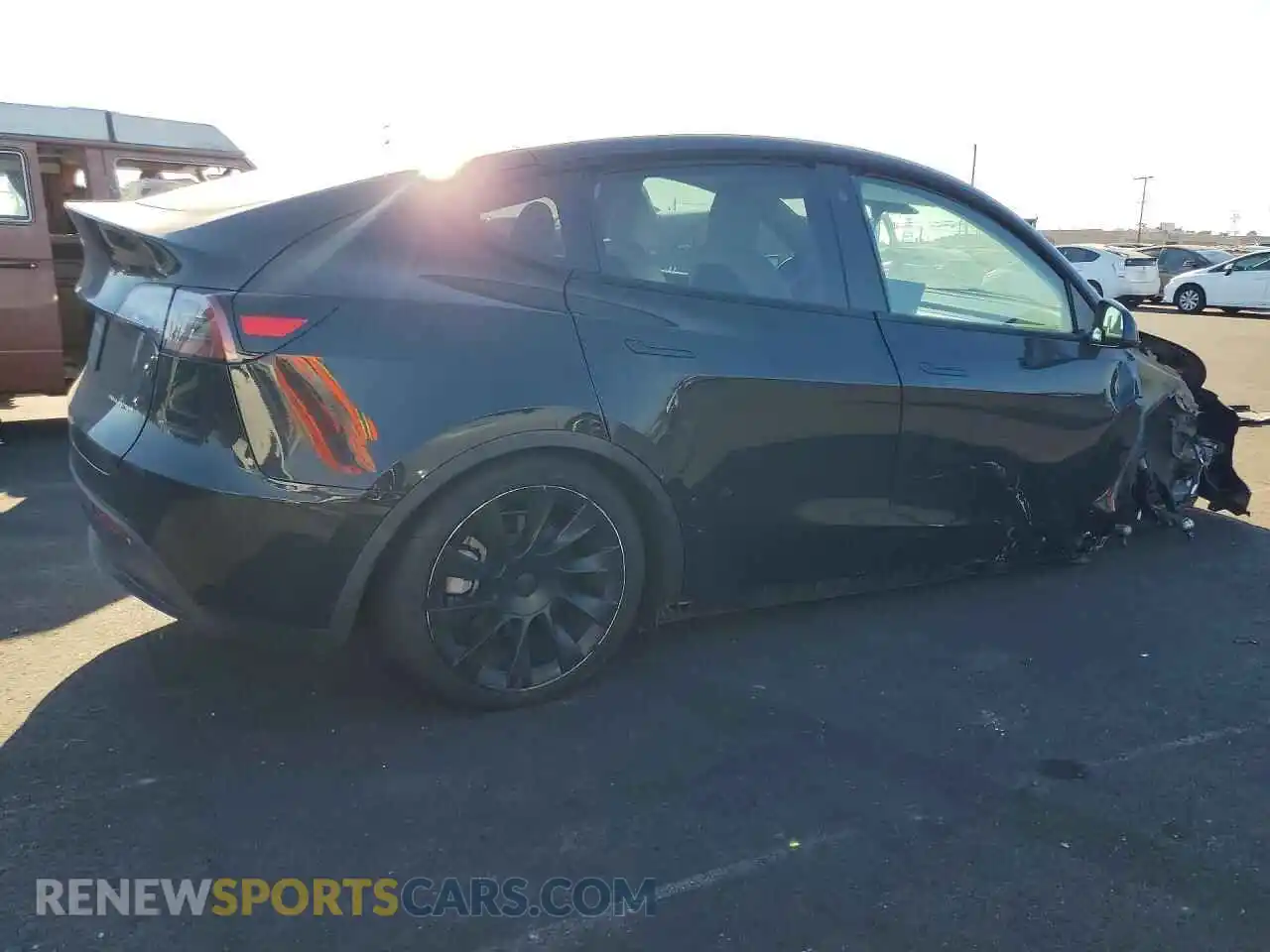 3 Photograph of a damaged car 7SAYGDEEXPF624266 TESLA MODEL Y 2023