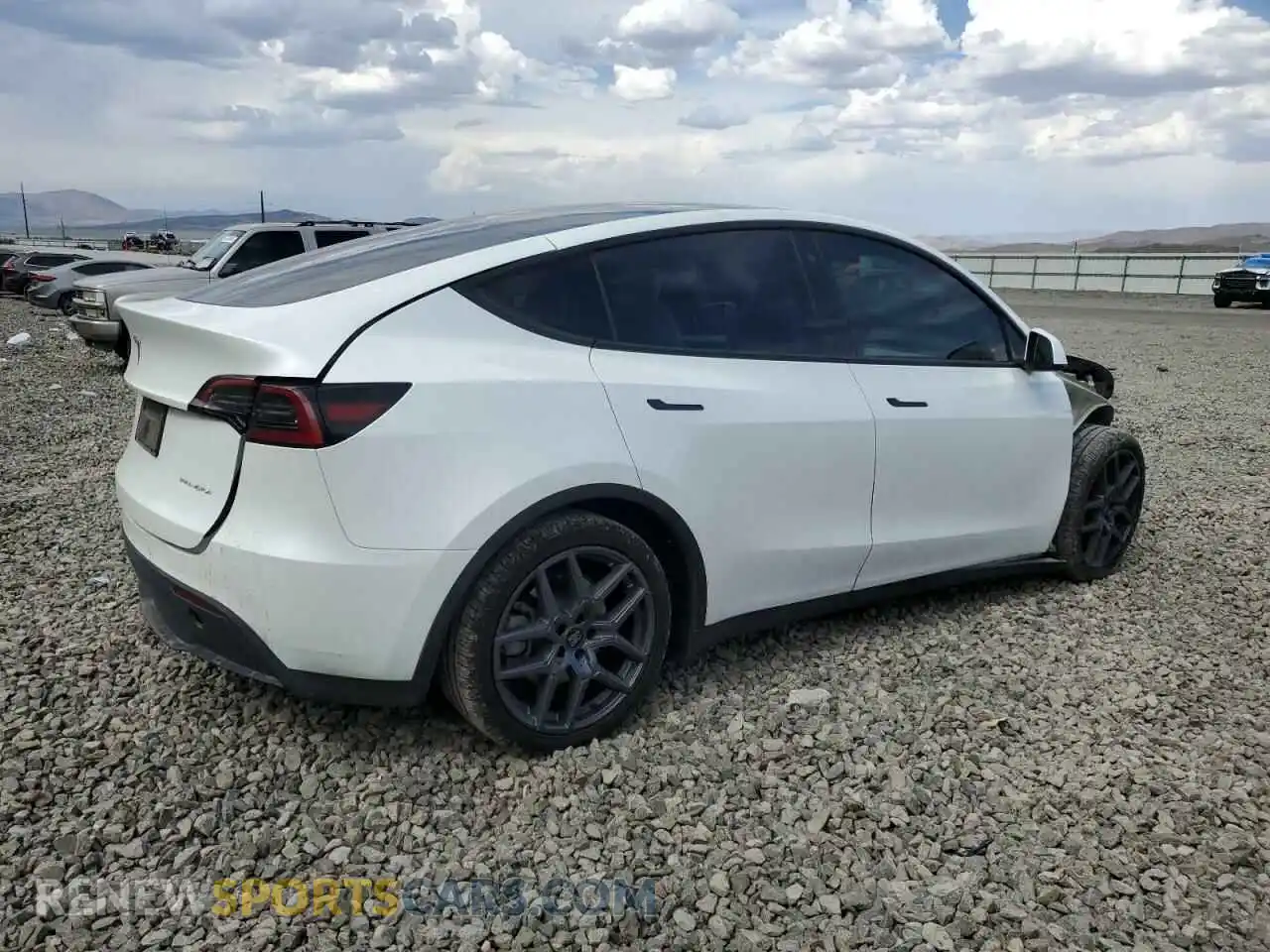 3 Photograph of a damaged car 7SAYGDEEXPF626423 TESLA MODEL Y 2023