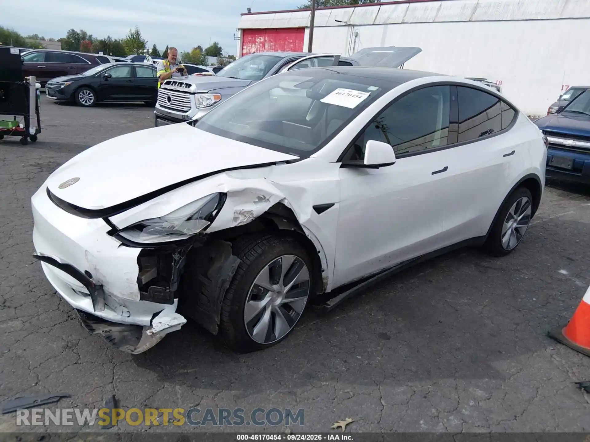 2 Photograph of a damaged car 7SAYGDEEXPF661690 TESLA MODEL Y 2023