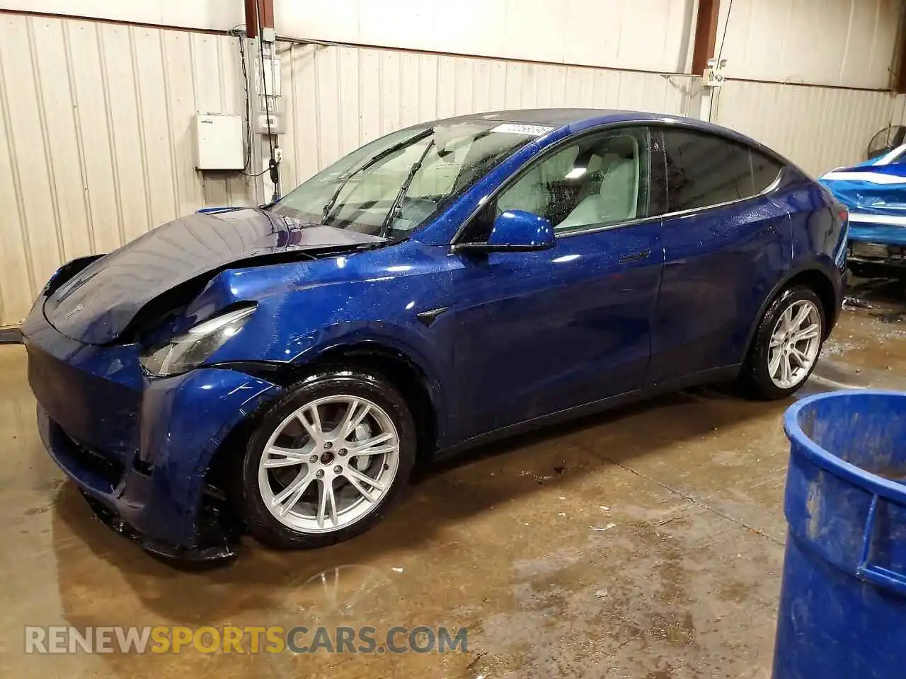 1 Photograph of a damaged car 7SAYGDEEXPF670986 TESLA MODEL Y 2023