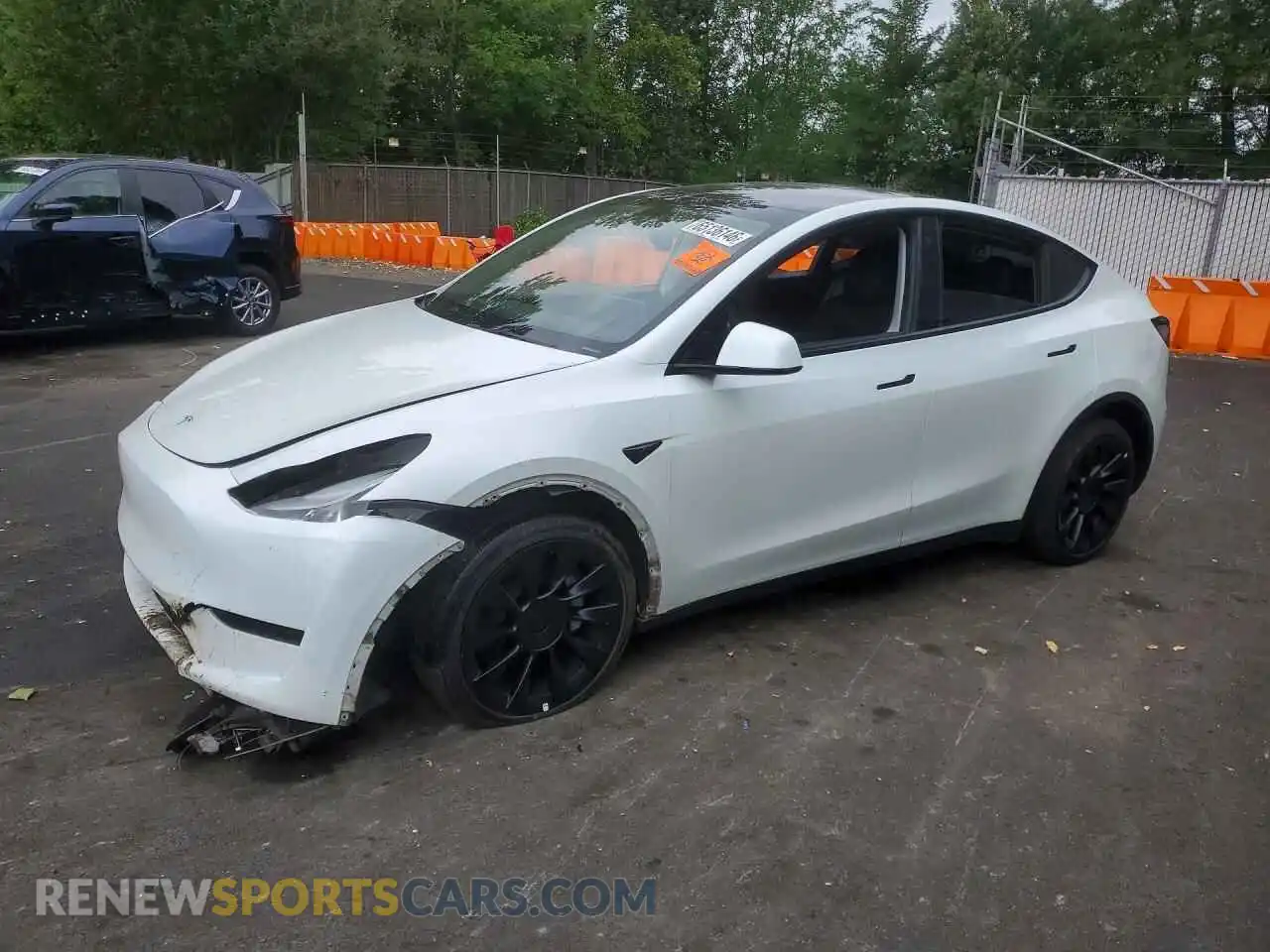 1 Photograph of a damaged car 7SAYGDEEXPF685715 TESLA MODEL Y 2023