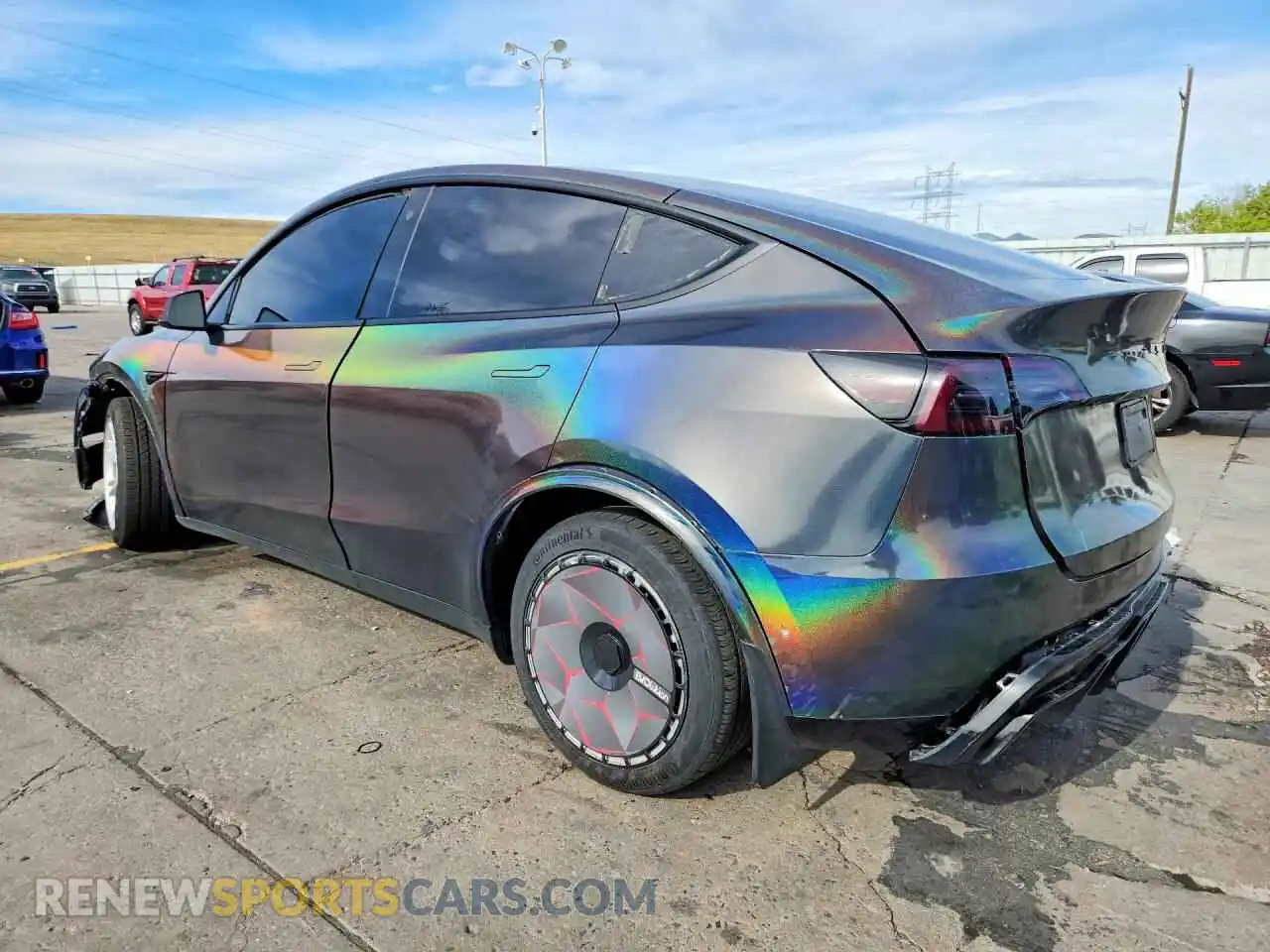 2 Photograph of a damaged car 7SAYGDEEXPF706952 TESLA MODEL Y 2023