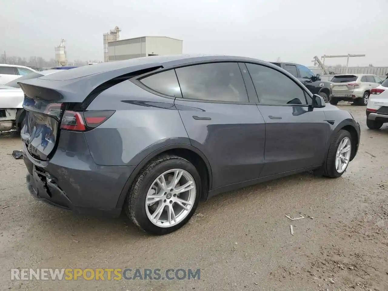 3 Photograph of a damaged car 7SAYGDEEXPF747582 TESLA MODEL Y 2023
