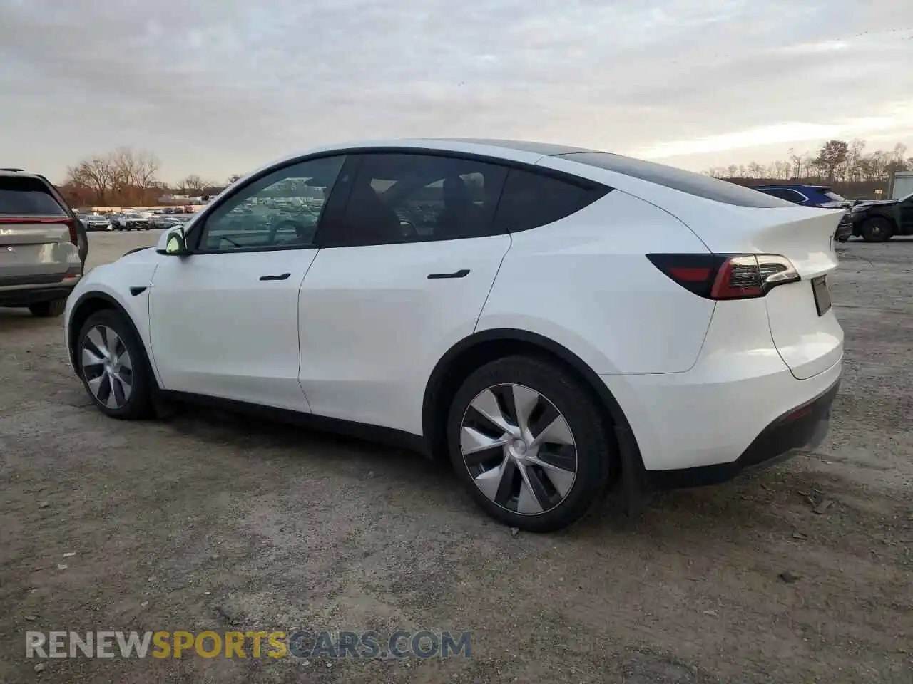 2 Photograph of a damaged car 7SAYGDEEXPF807103 TESLA MODEL Y 2023