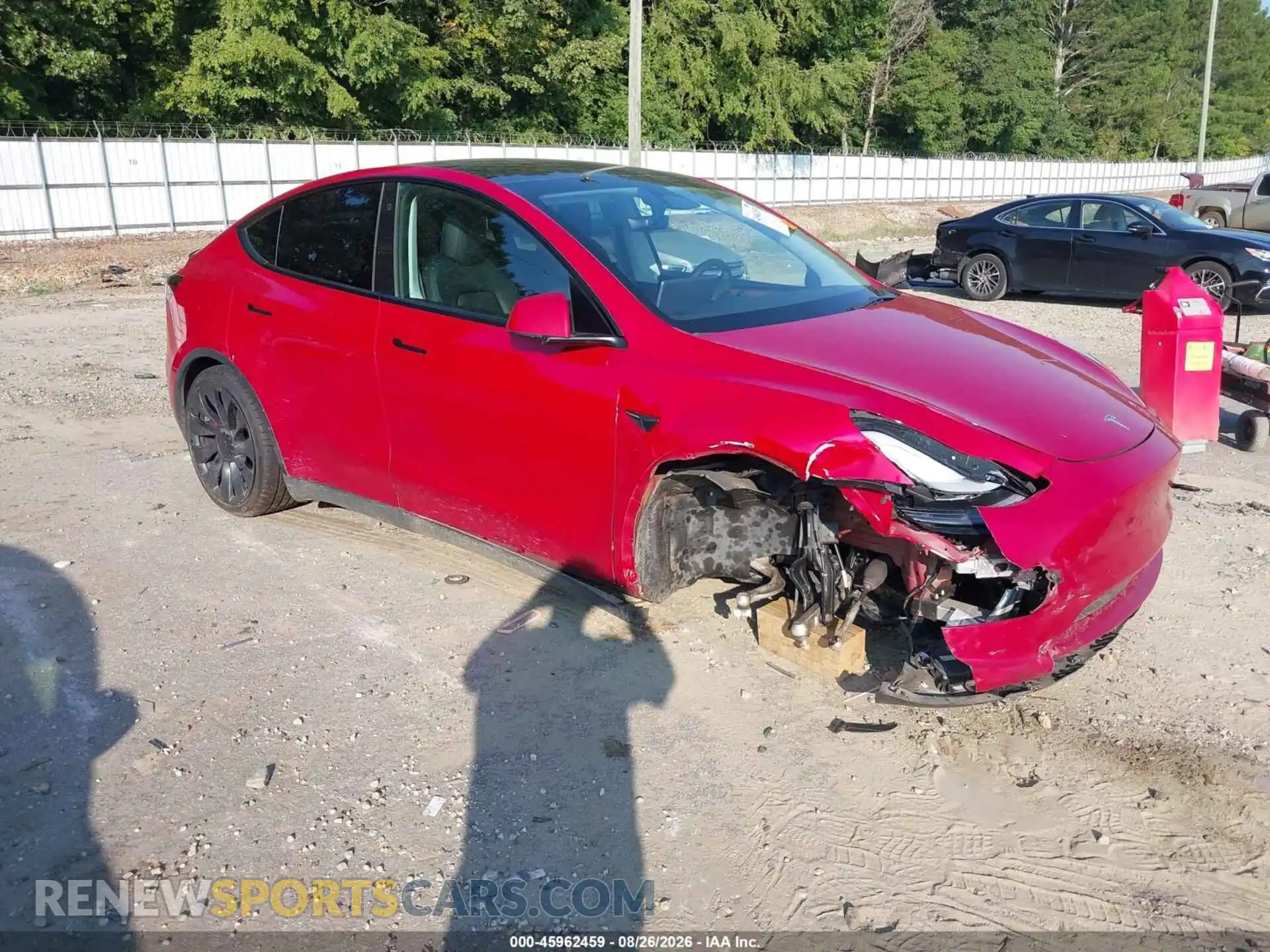 1 Photograph of a damaged car 7SAYGDEF0PF586880 TESLA MODEL Y 2023