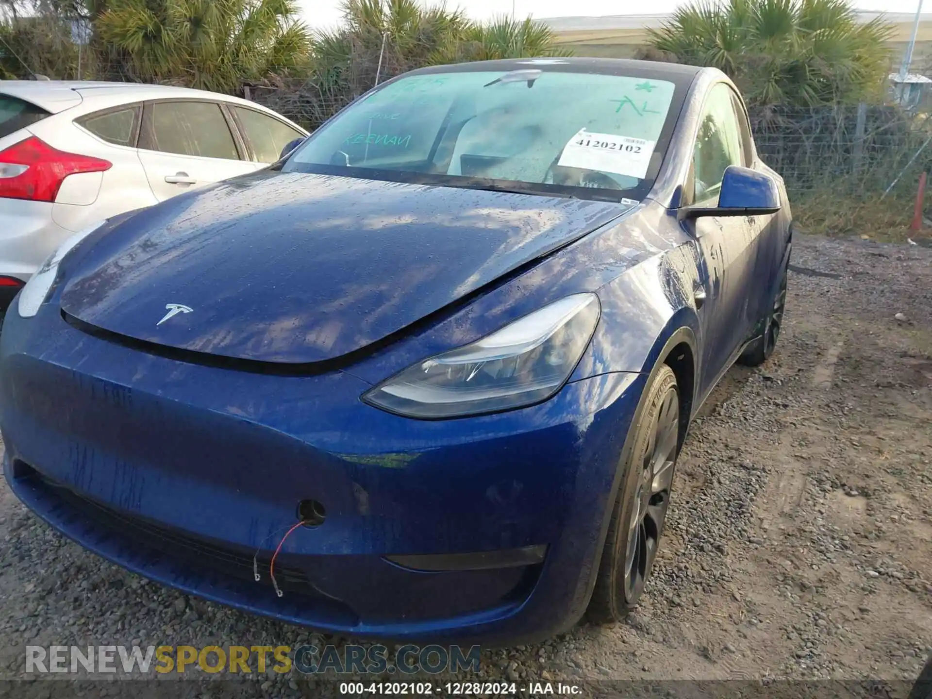 2 Photograph of a damaged car 7SAYGDEF0PF795858 TESLA MODEL Y 2023