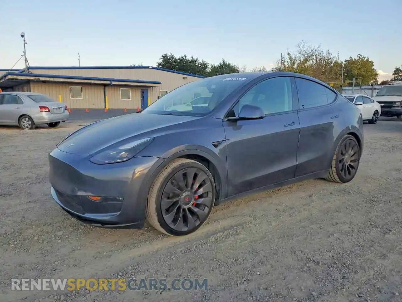 1 Фотография поврежденного автомобиля 7SAYGDEF0PF832763 TESLA MODEL Y 2023