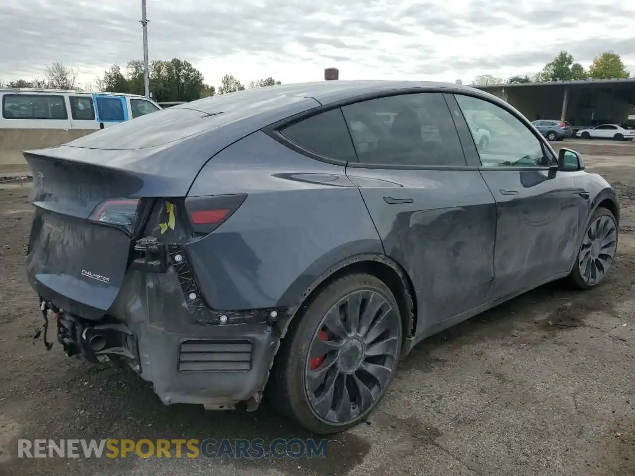 3 Photograph of a damaged car 7SAYGDEF0PF835999 TESLA MODEL Y 2023
