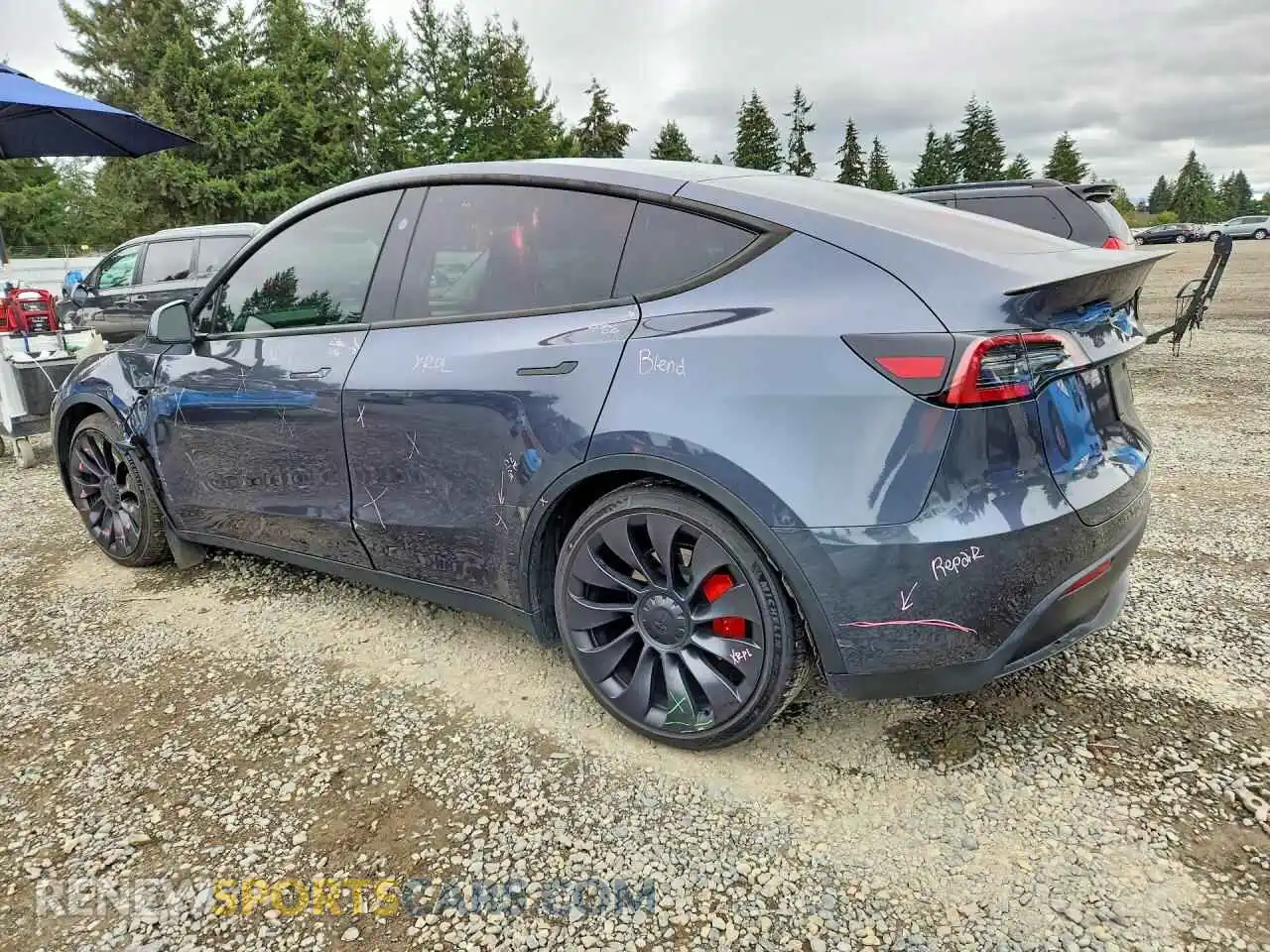 2 Photograph of a damaged car 7SAYGDEF0PF883194 TESLA MODEL Y 2023