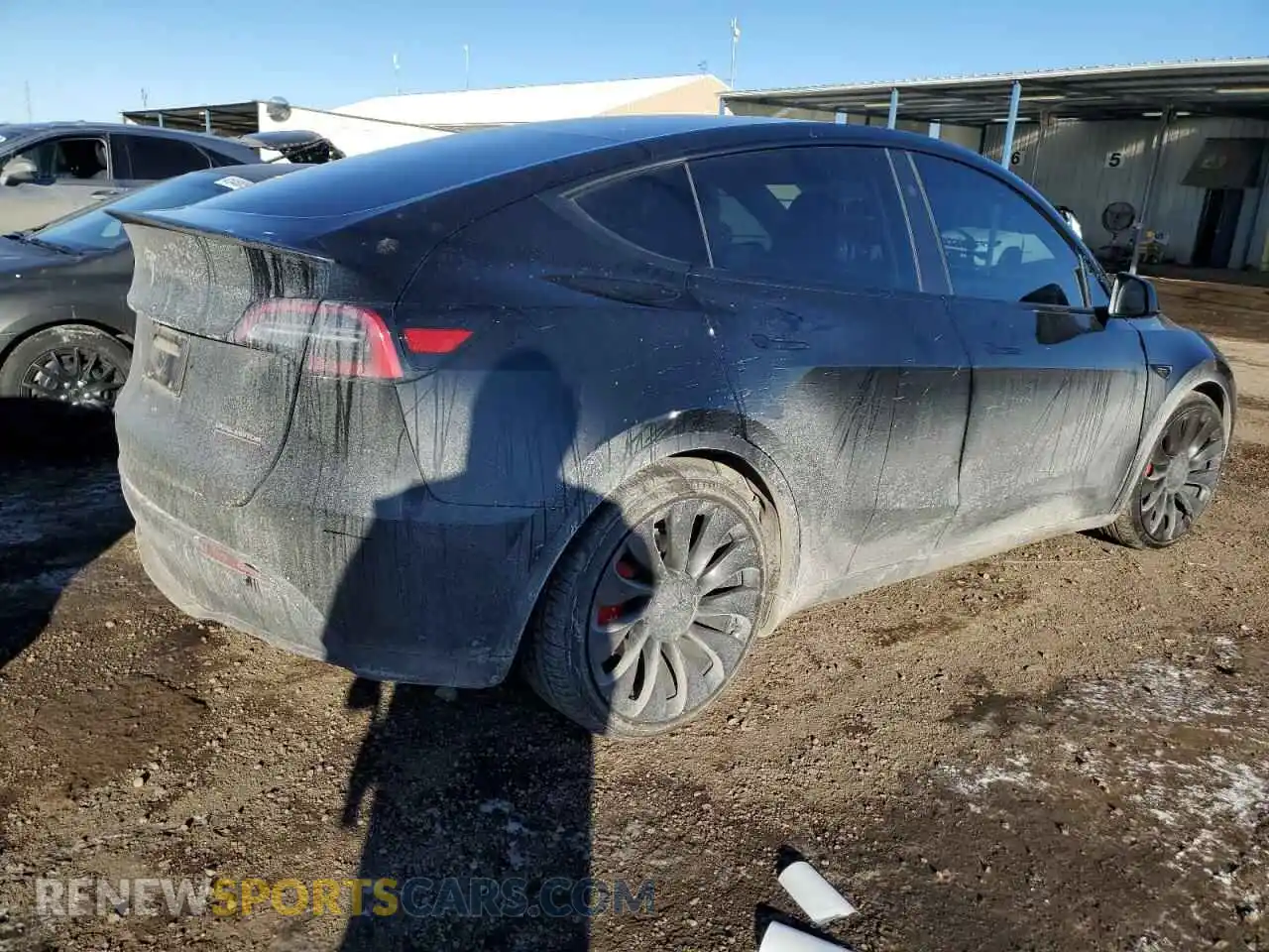 3 Photograph of a damaged car 7SAYGDEF0PF947413 TESLA MODEL Y 2023