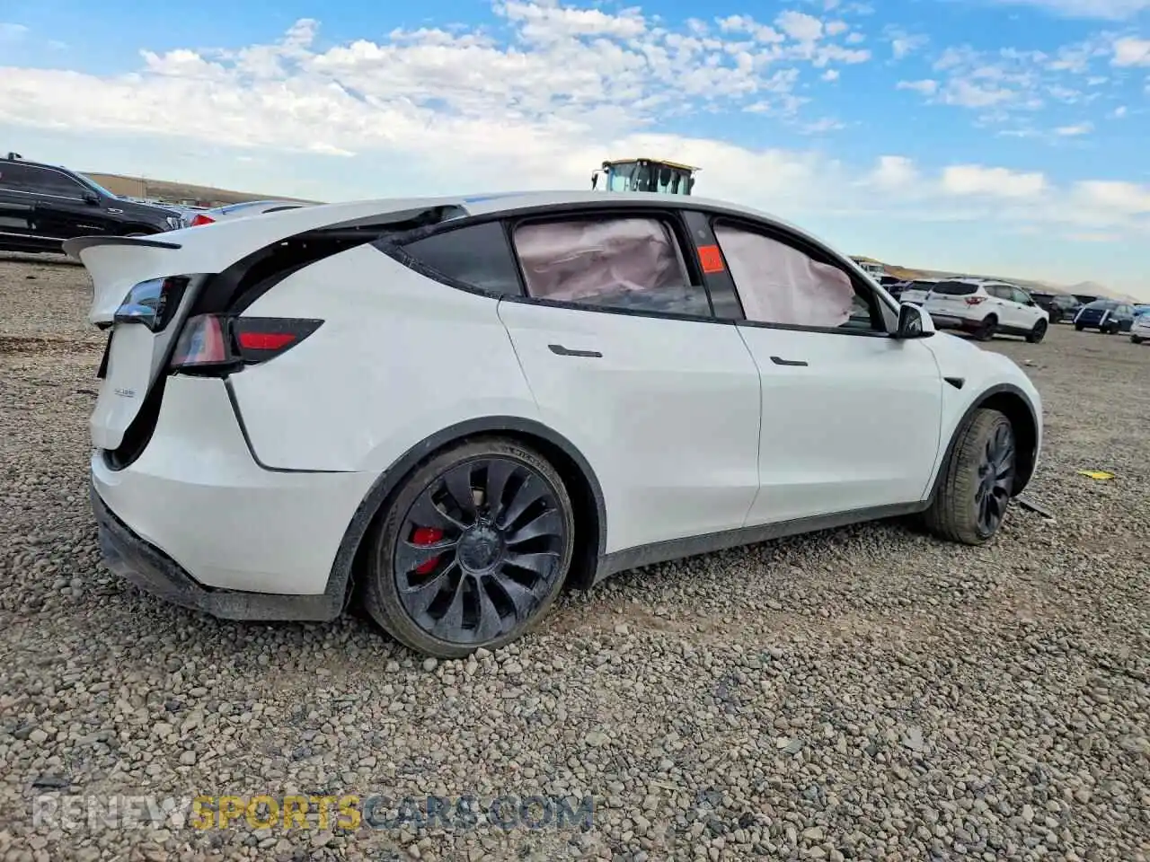 3 fotografías del automóvil dañado 7SAYGDEF1PF712860 TESLA MODEL Y 2023