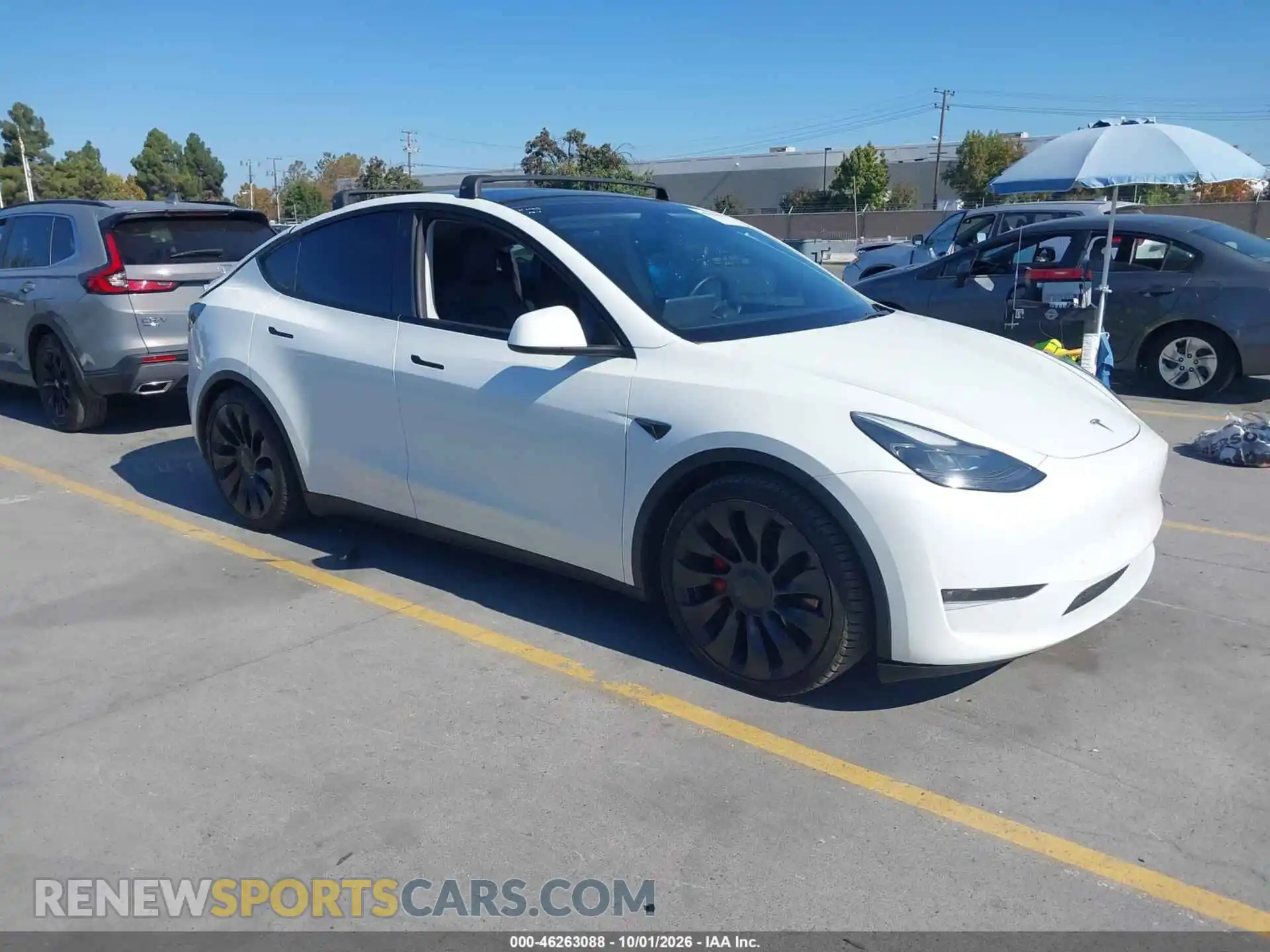 1 Photograph of a damaged car 7SAYGDEF1PF741453 TESLA MODEL Y 2023