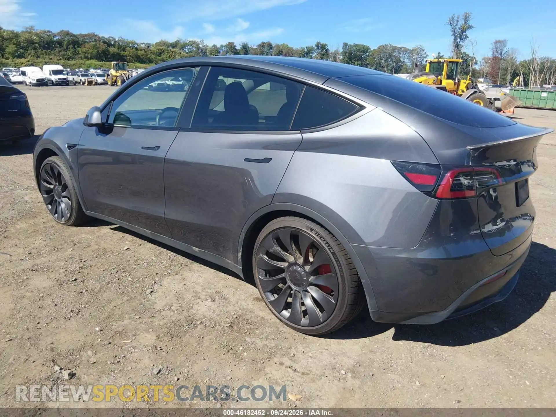 3 Photograph of a damaged car 7SAYGDEF1PF863939 TESLA MODEL Y 2023