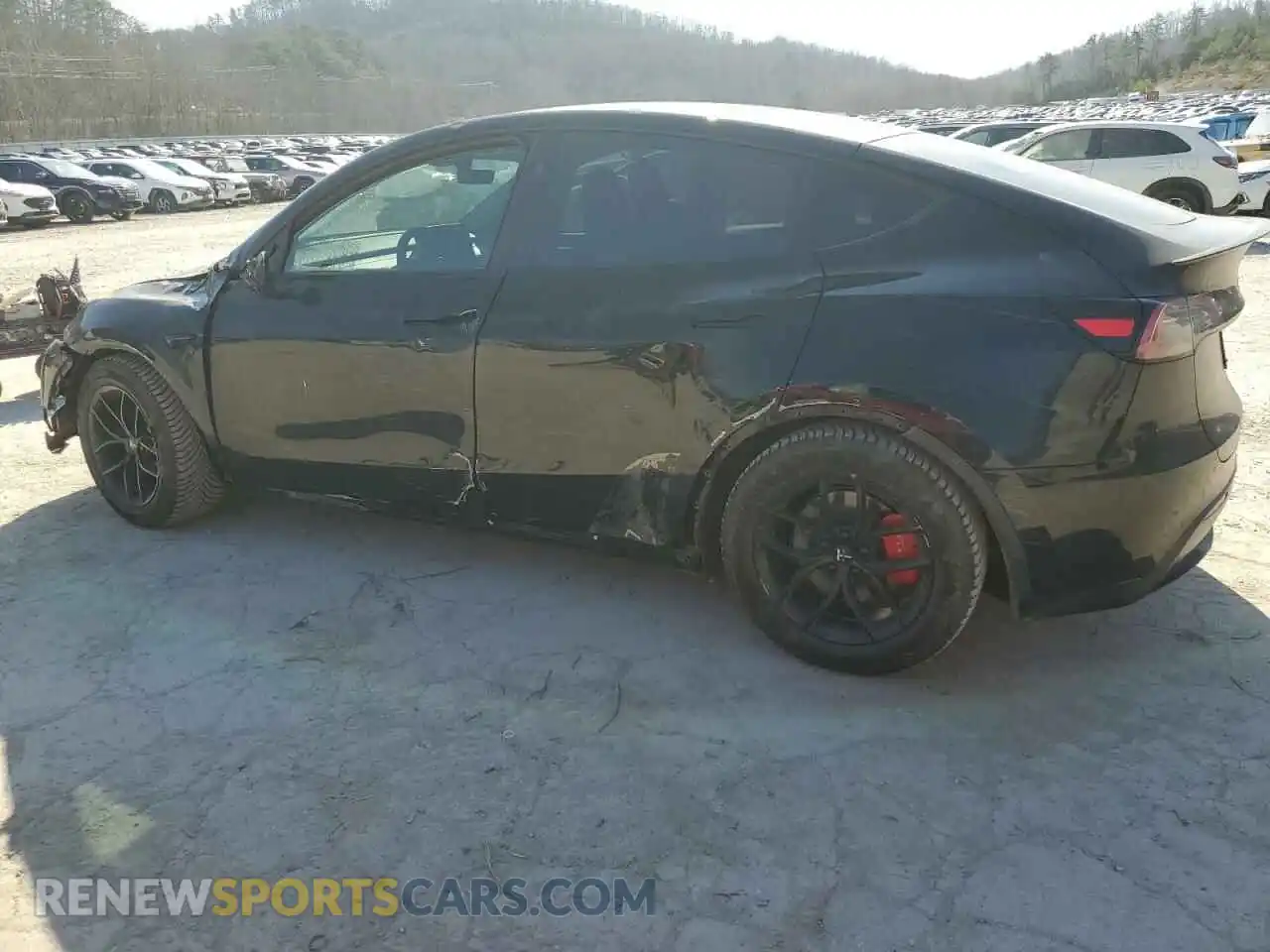 2 Photograph of a damaged car 7SAYGDEF1PF867165 TESLA MODEL Y 2023