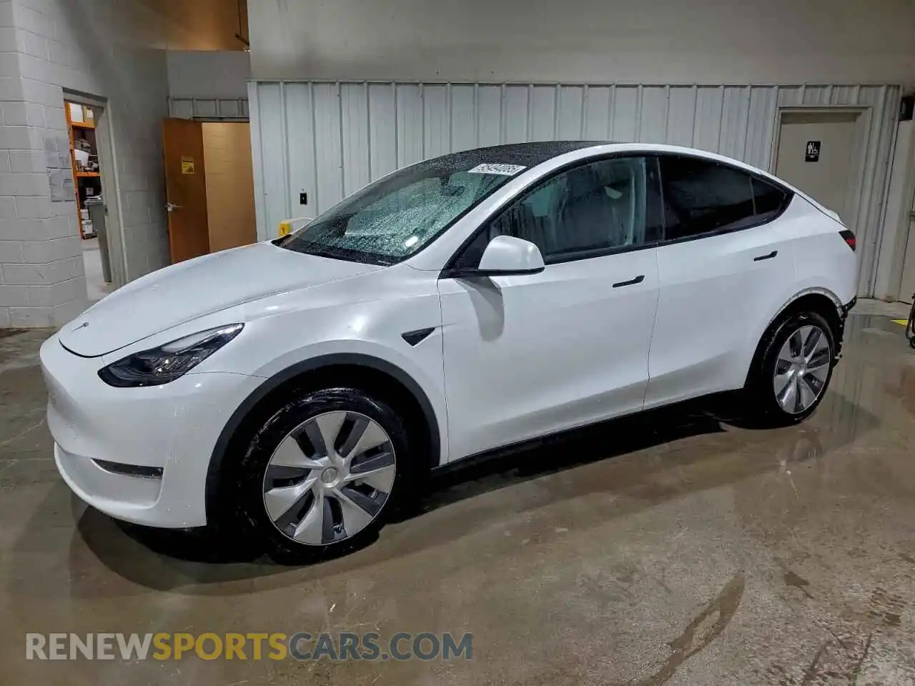 1 Photograph of a damaged car 7SAYGDEF2PA049120 TESLA MODEL Y 2023