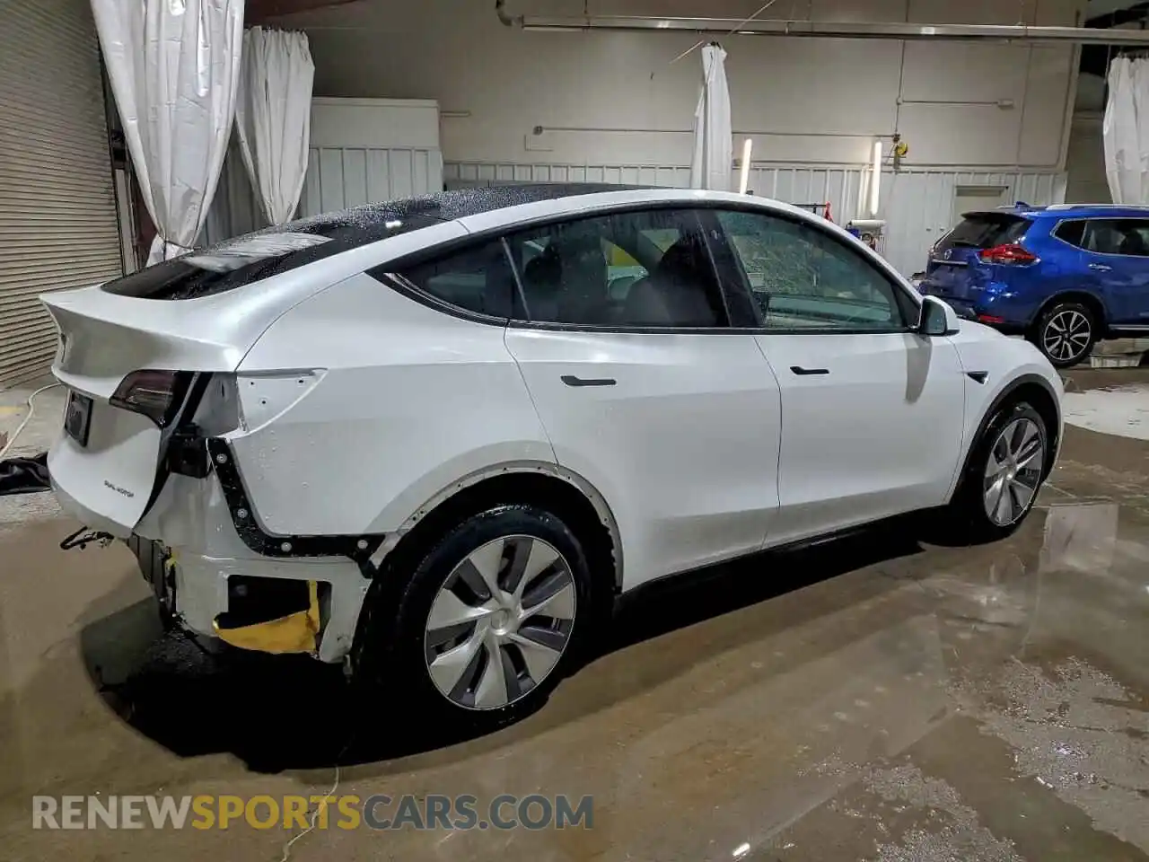 3 Photograph of a damaged car 7SAYGDEF2PA049120 TESLA MODEL Y 2023