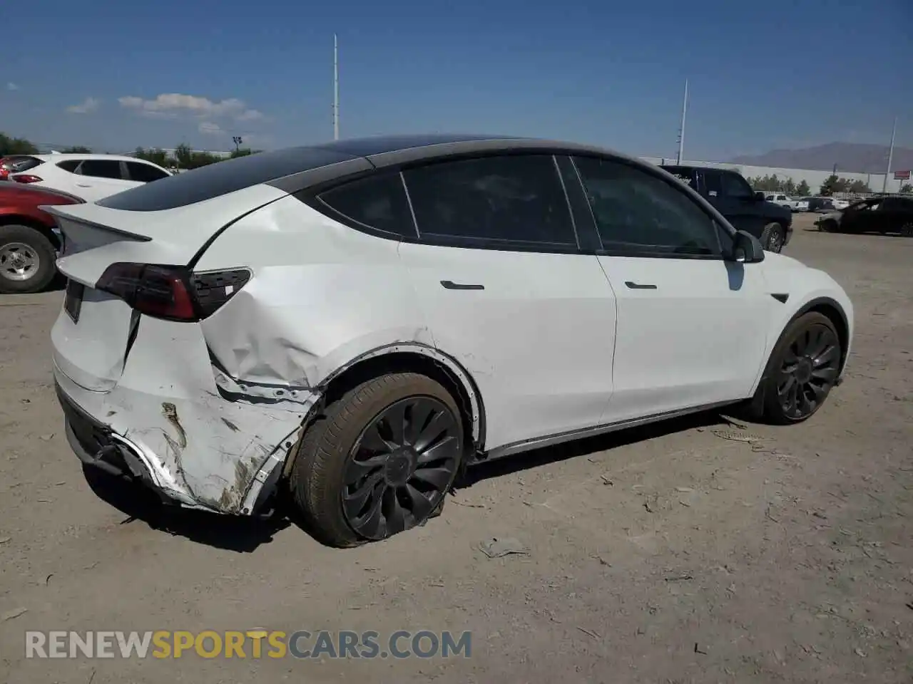 3 Photograph of a damaged car 7SAYGDEF2PF692831 TESLA MODEL Y 2023
