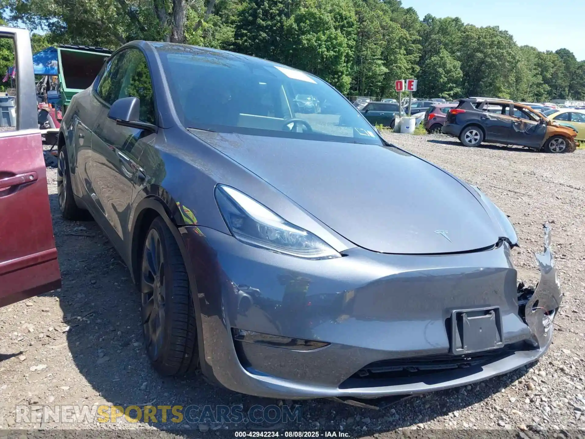 1 Photograph of a damaged car 7SAYGDEF2PF706386 TESLA MODEL Y 2023