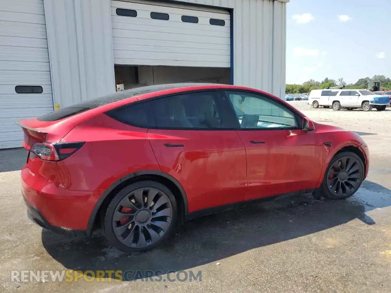 3 Photograph of a damaged car 7SAYGDEF2PF712382 TESLA MODEL Y 2023