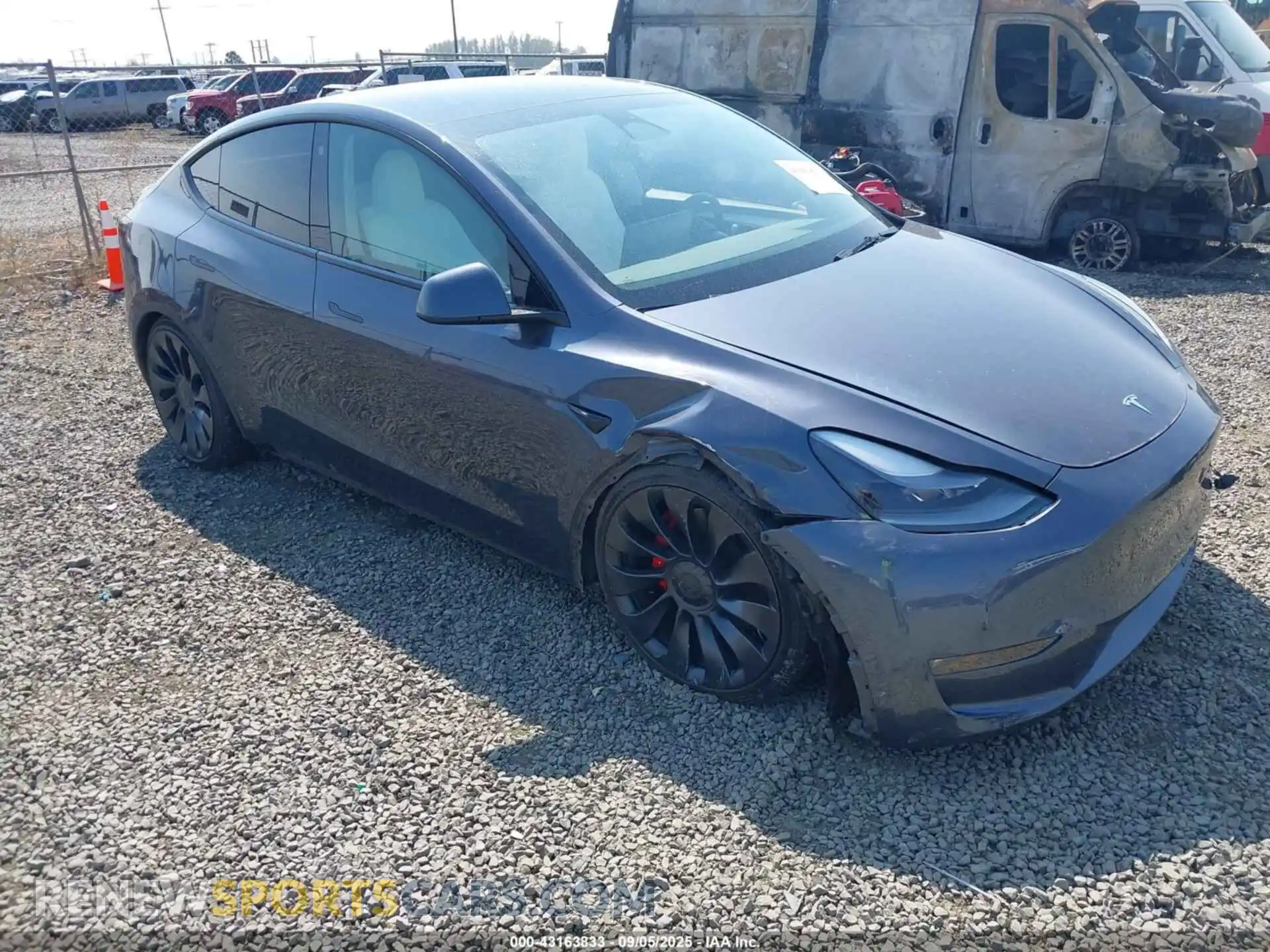 1 Photograph of a damaged car 7SAYGDEF2PF712401 TESLA MODEL Y 2023