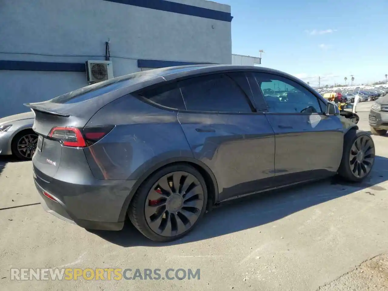 3 Photograph of a damaged car 7SAYGDEF2PF743664 TESLA MODEL Y 2023