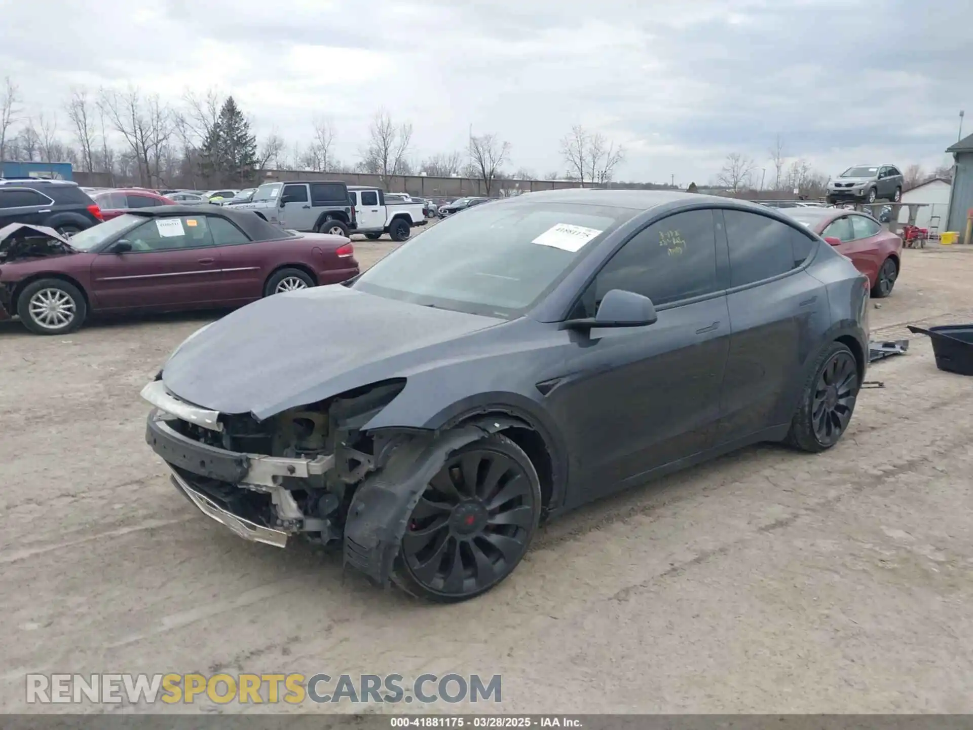 2 Photograph of a damaged car 7SAYGDEF2PF757113 TESLA MODEL Y 2023