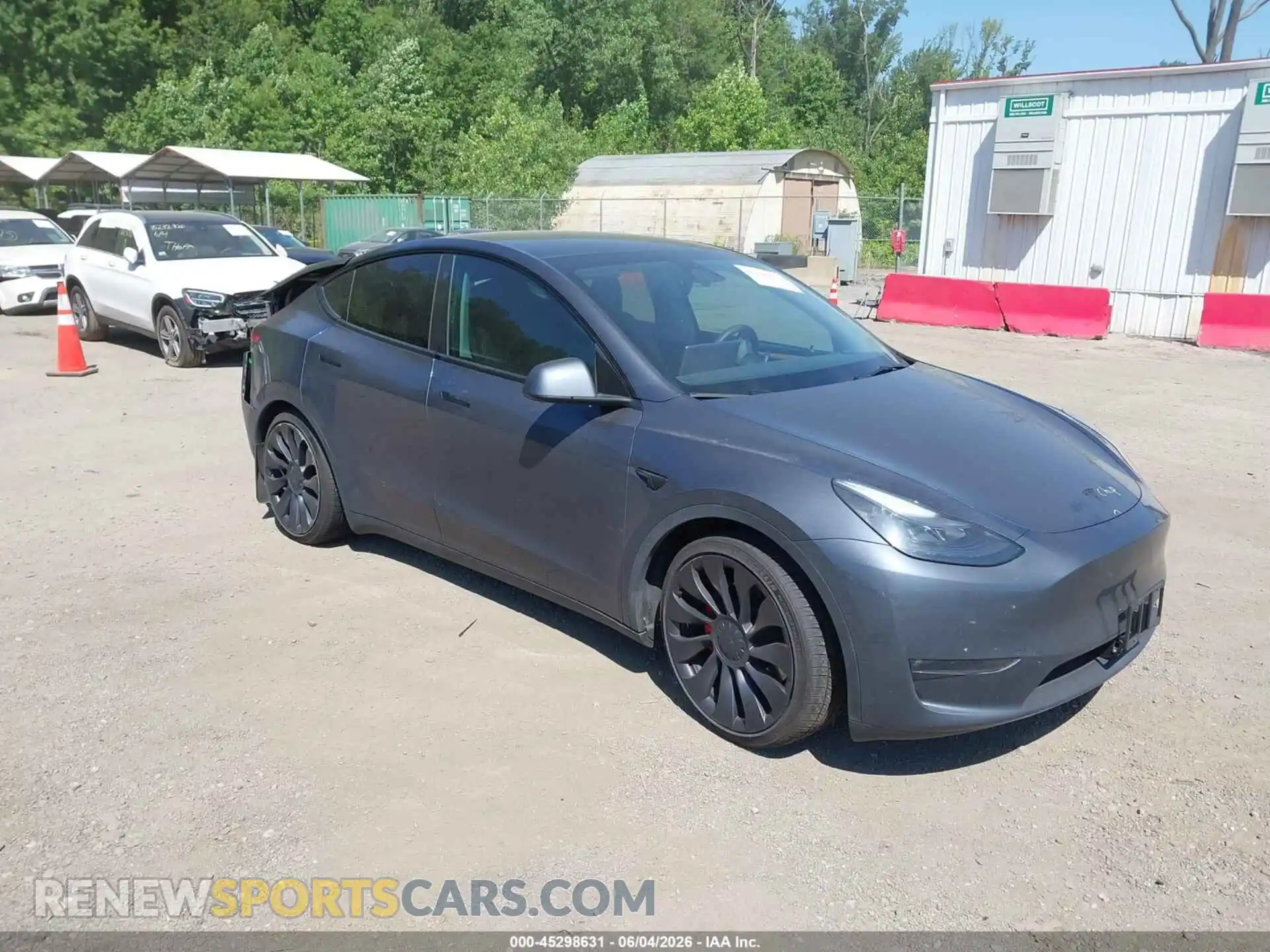1 Photograph of a damaged car 7SAYGDEF2PF769181 TESLA MODEL Y 2023