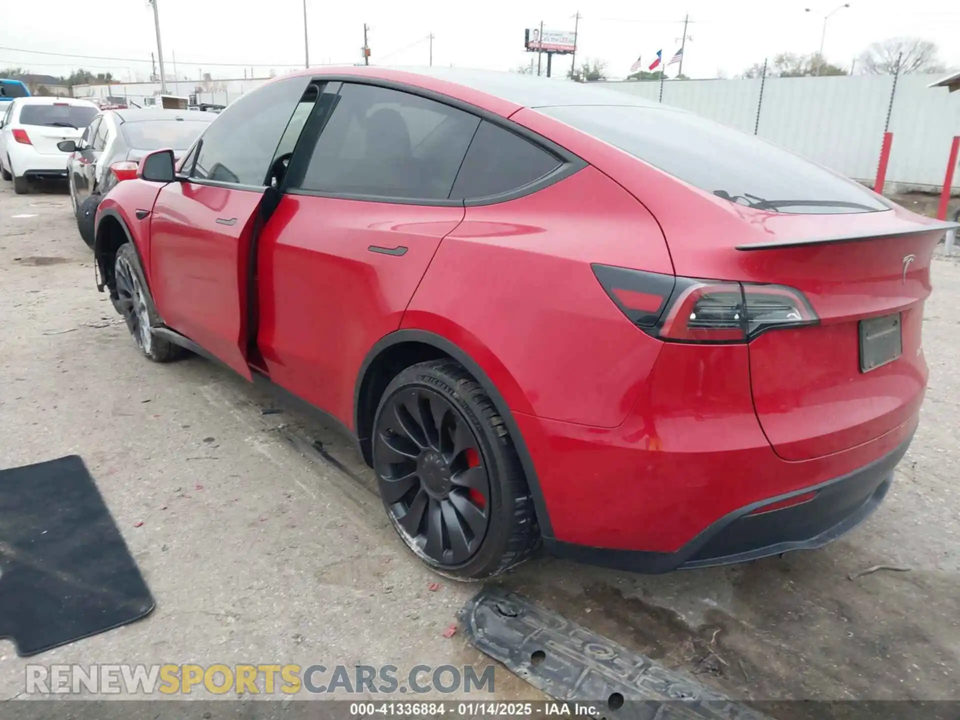 3 Photograph of a damaged car 7SAYGDEF2PF861245 TESLA MODEL Y 2023