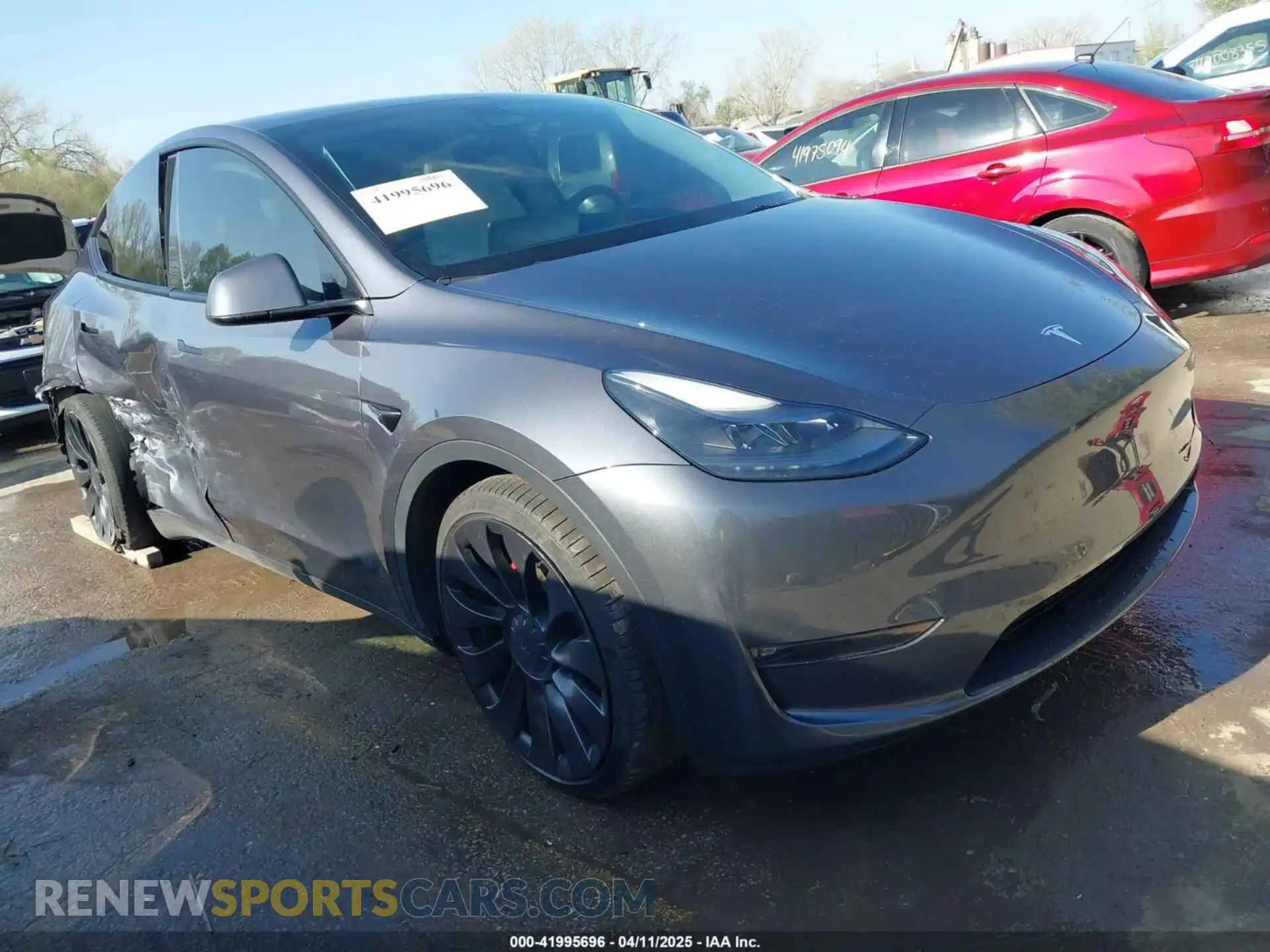 1 Photograph of a damaged car 7SAYGDEF3PF595170 TESLA MODEL Y 2023