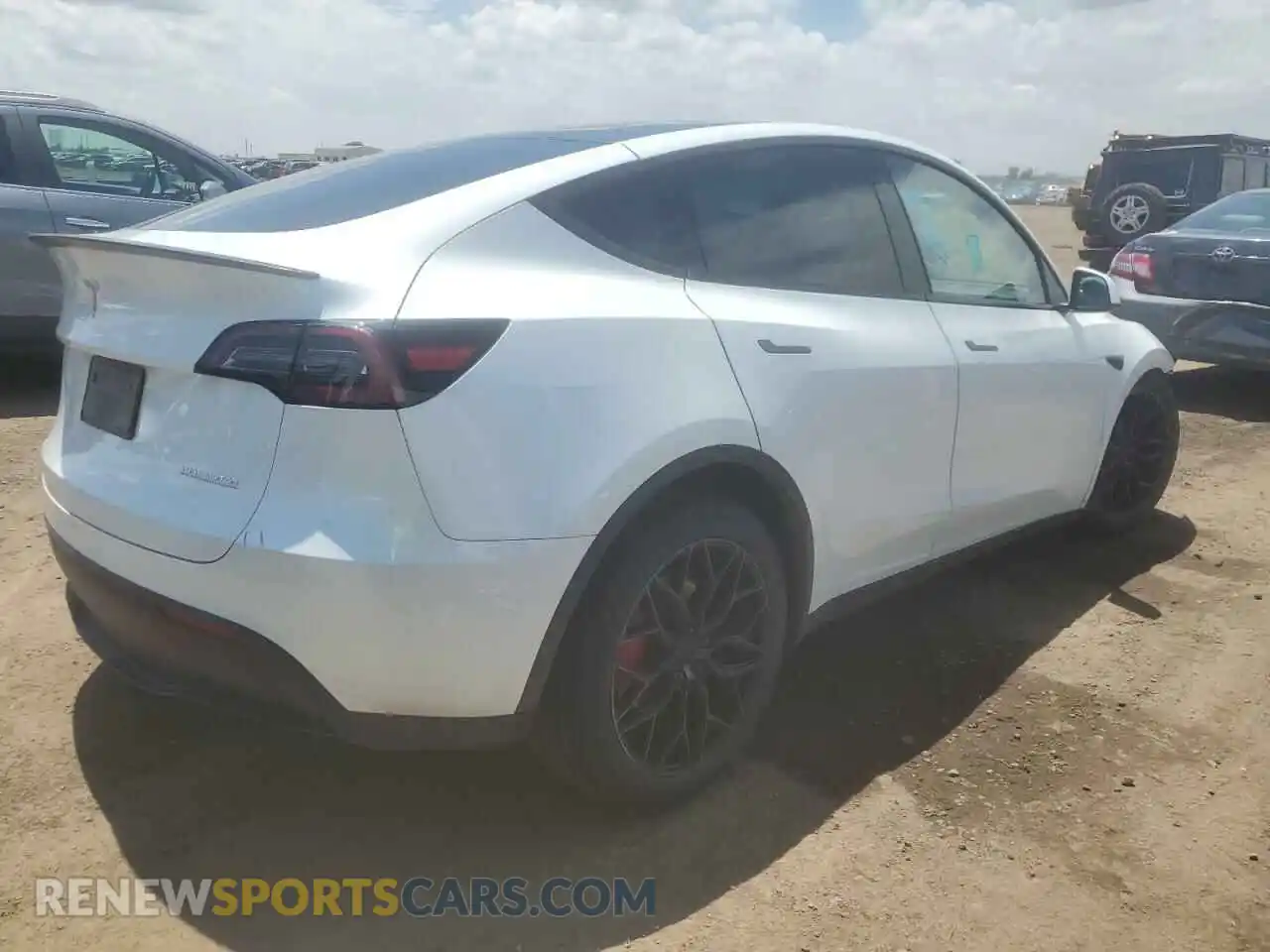 3 Photograph of a damaged car 7SAYGDEF3PF606345 TESLA MODEL Y 2023