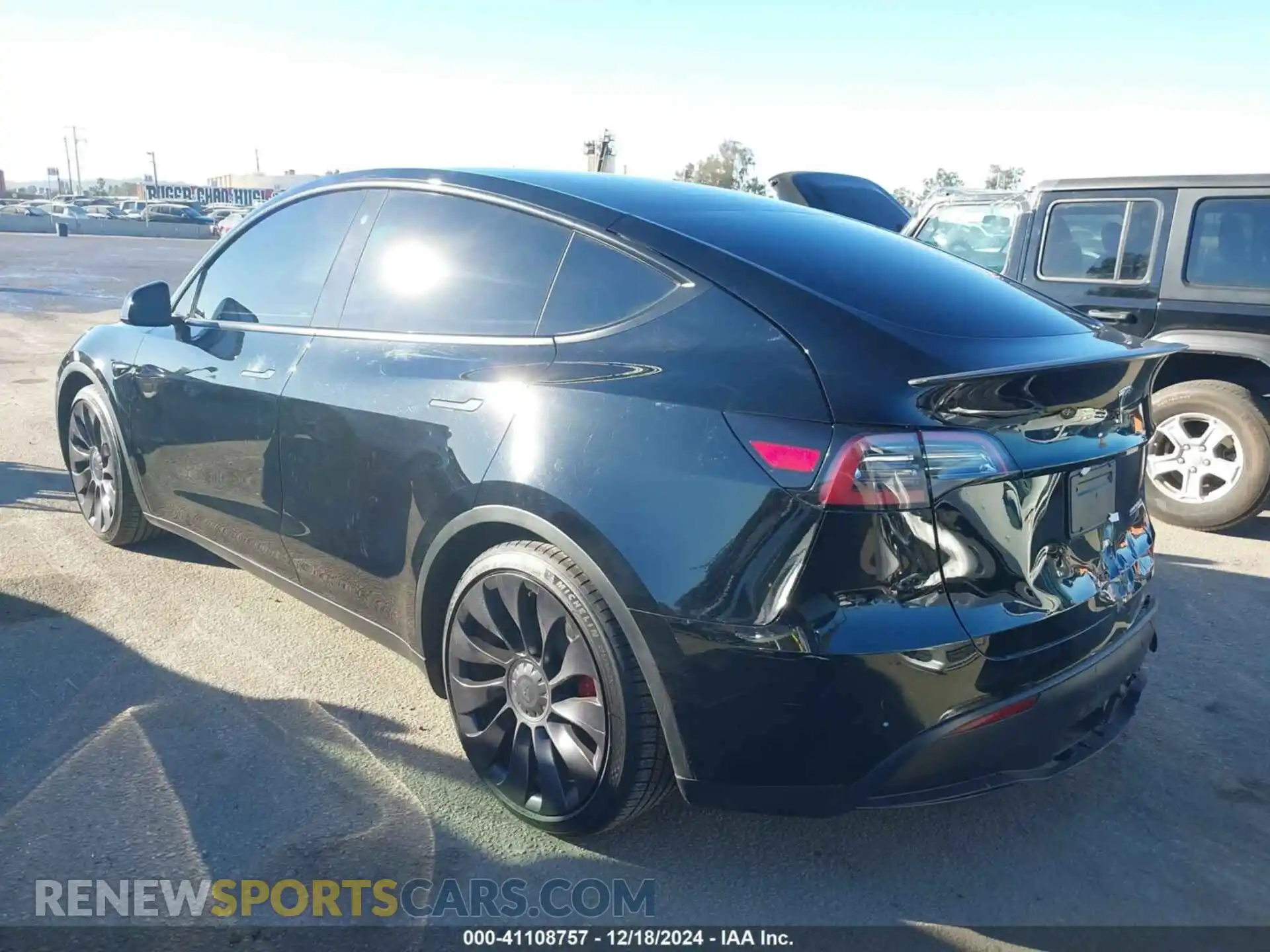 3 Photograph of a damaged car 7SAYGDEF3PF759288 TESLA MODEL Y 2023