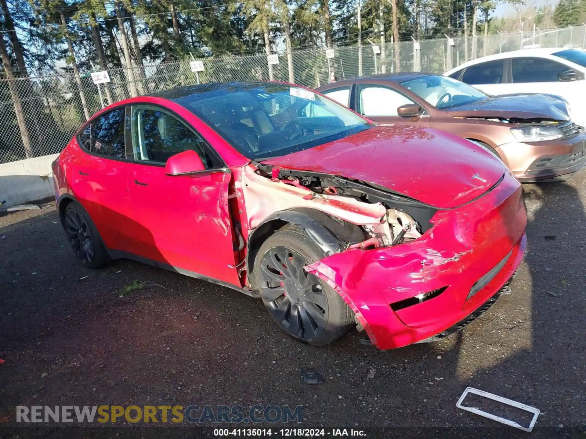 1 Photograph of a damaged car 7SAYGDEF3PF843367 TESLA MODEL Y 2023