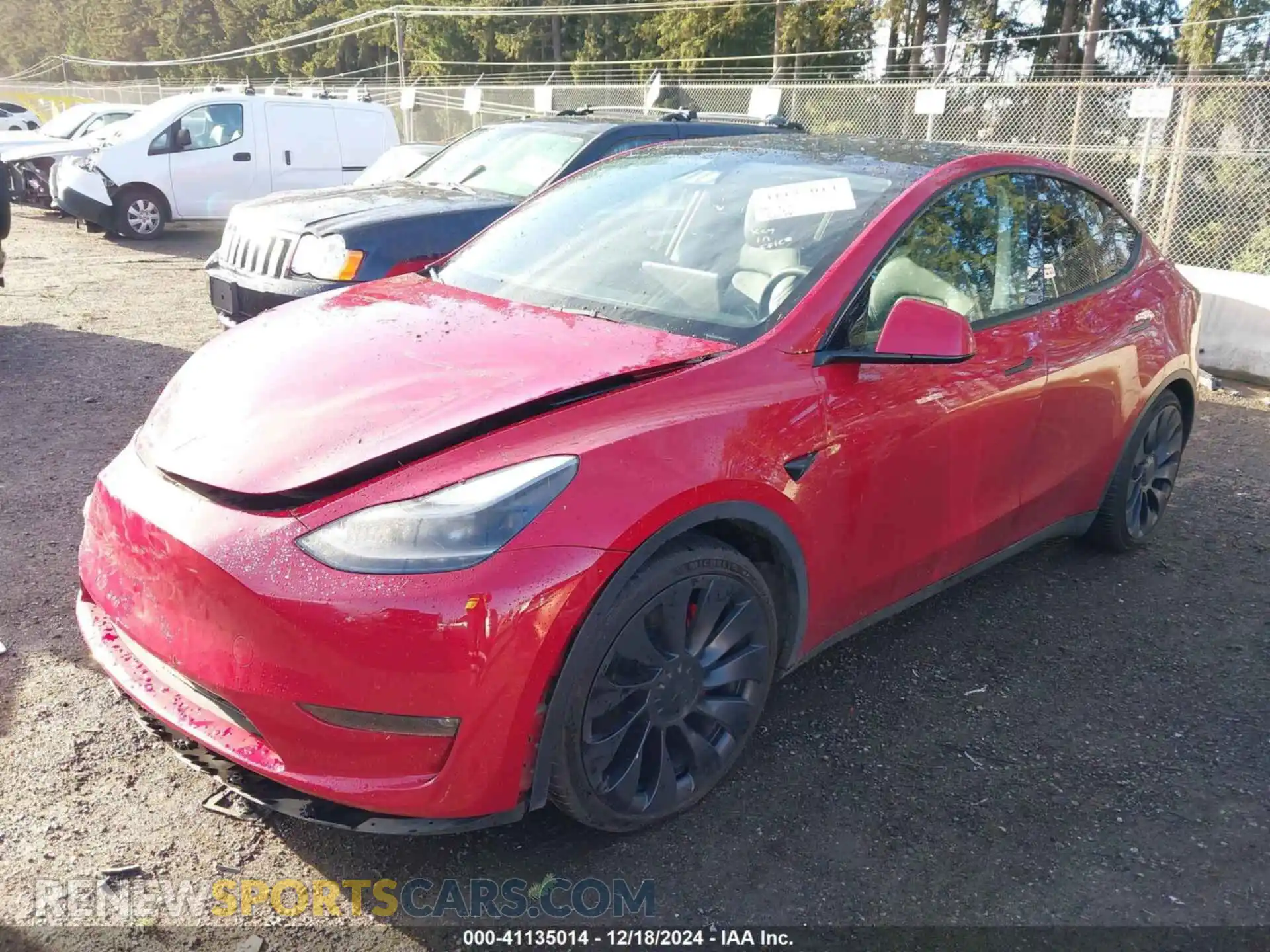 2 Photograph of a damaged car 7SAYGDEF3PF843367 TESLA MODEL Y 2023