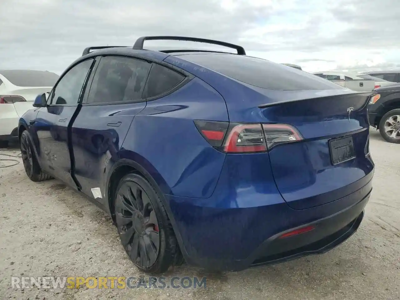 2 Photograph of a damaged car 7SAYGDEF3PF904751 TESLA MODEL Y 2023
