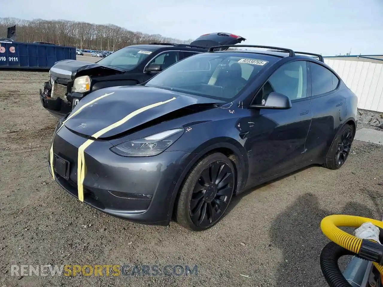 1 Photograph of a damaged car 7SAYGDEF4PF582346 TESLA MODEL Y 2023