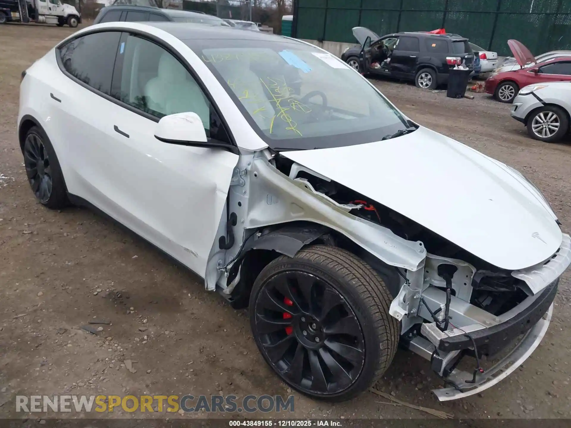 1 Photograph of a damaged car 7SAYGDEF4PF601445 TESLA MODEL Y 2023