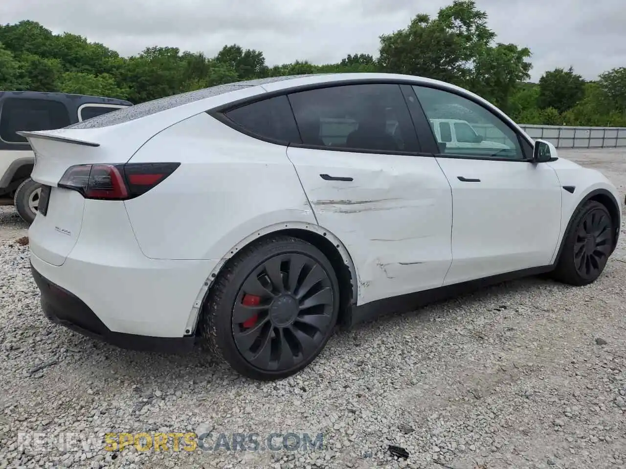 3 Photograph of a damaged car 7SAYGDEF4PF707605 TESLA MODEL Y 2023