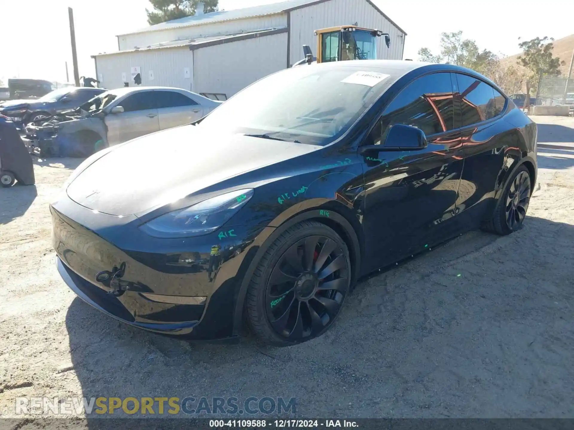 2 Photograph of a damaged car 7SAYGDEF4PF880220 TESLA MODEL Y 2023