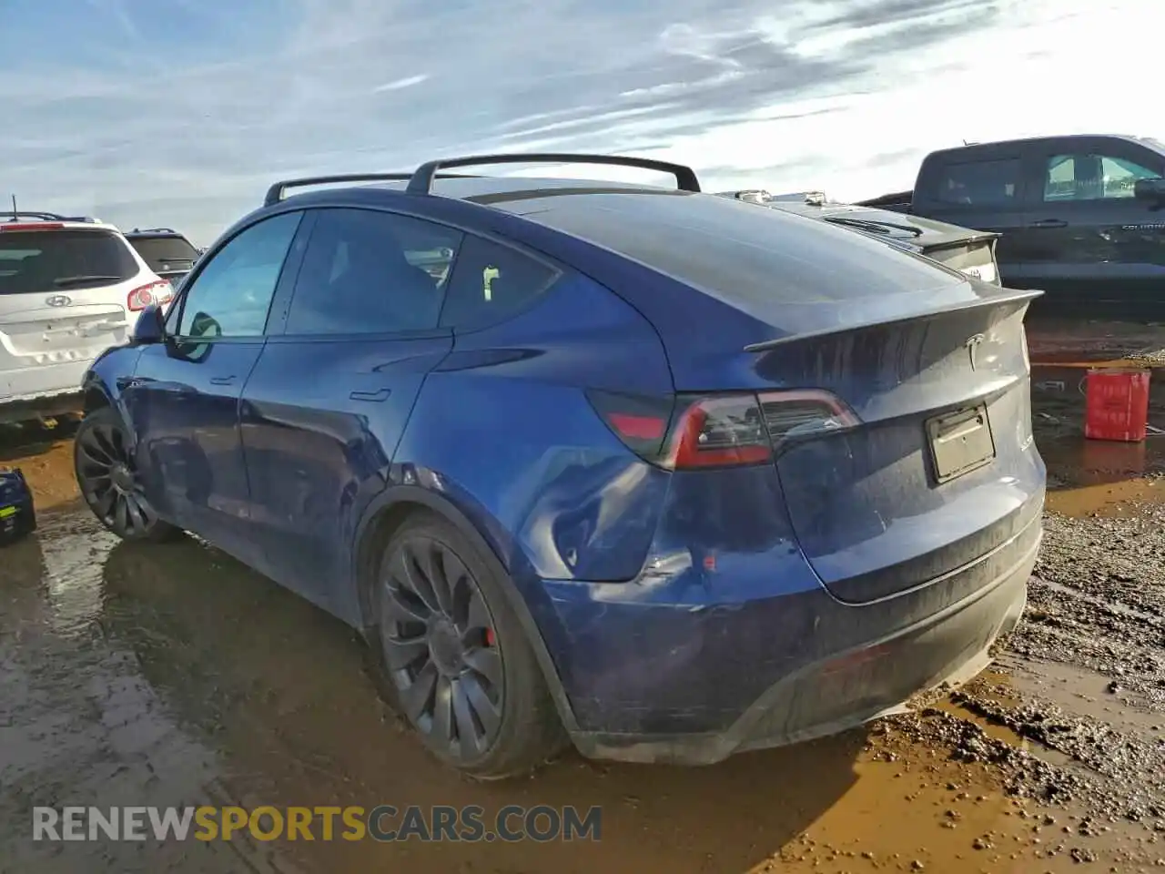 2 Photograph of a damaged car 7SAYGDEF4PF880346 TESLA MODEL Y 2023