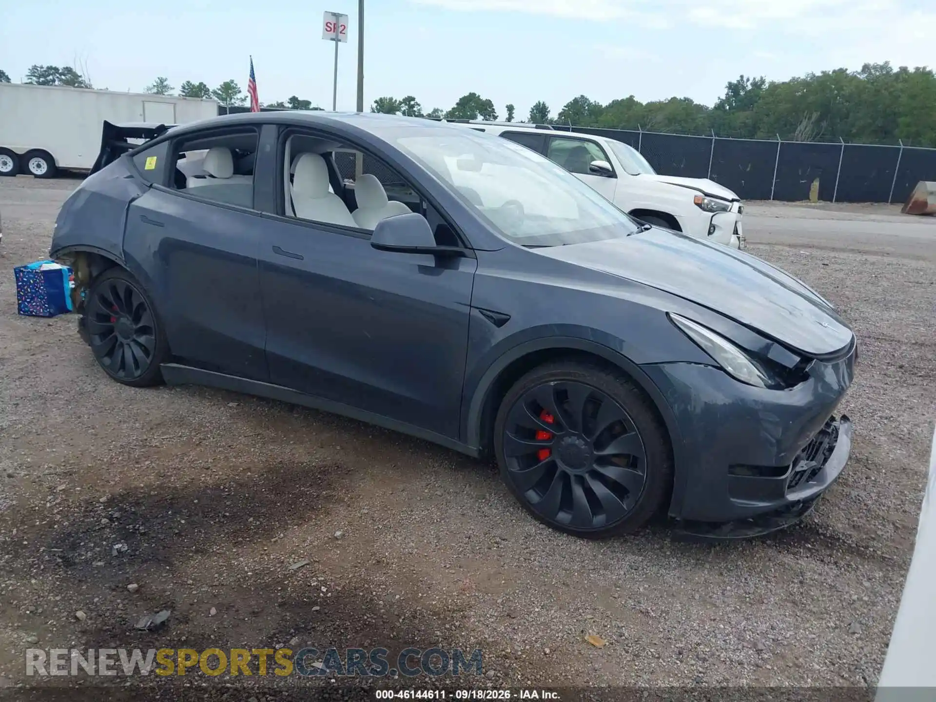 1 Photograph of a damaged car 7SAYGDEF4PF905729 TESLA MODEL Y 2023