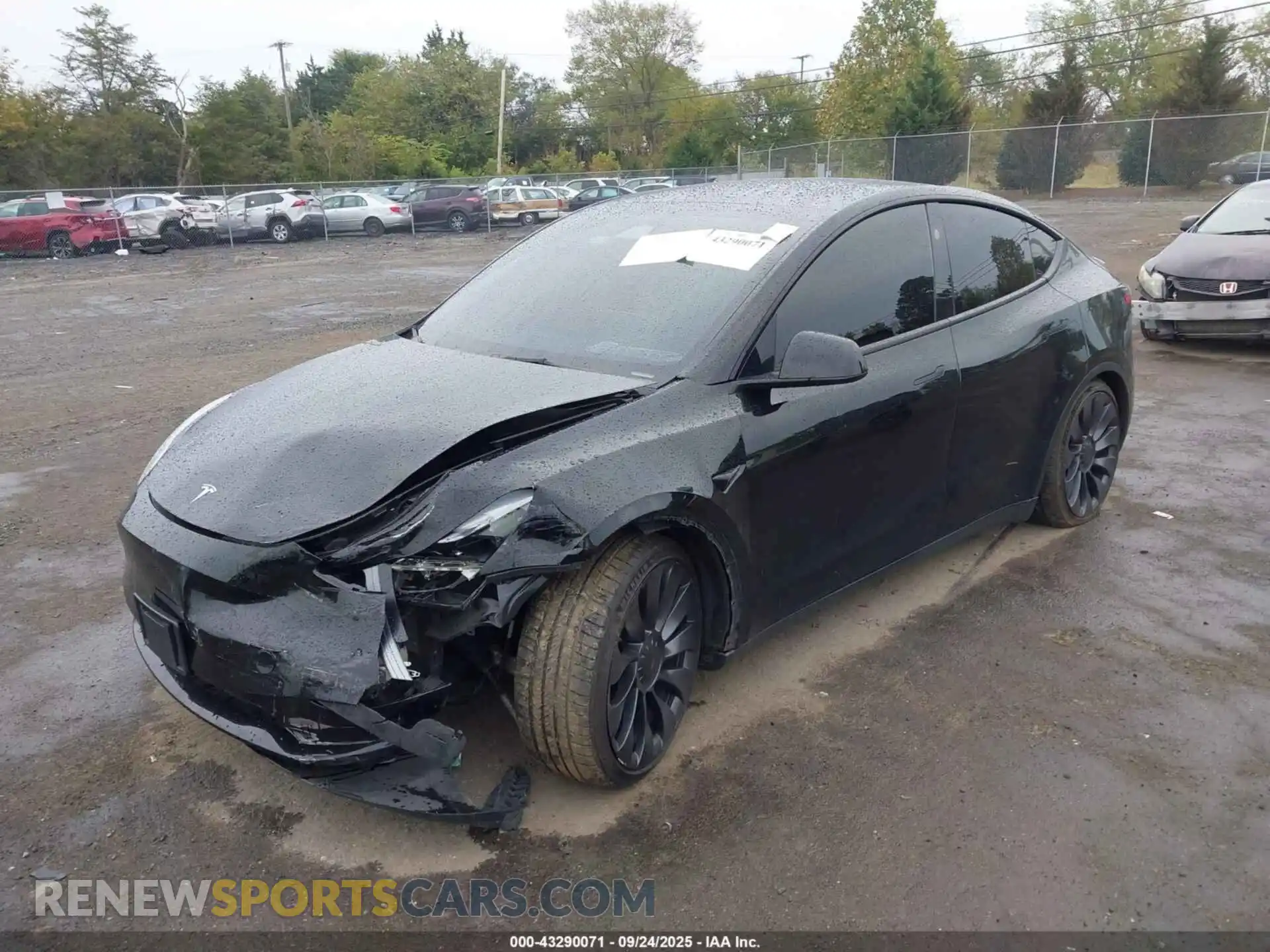 2 Photograph of a damaged car 7SAYGDEF4PF913409 TESLA MODEL Y 2023